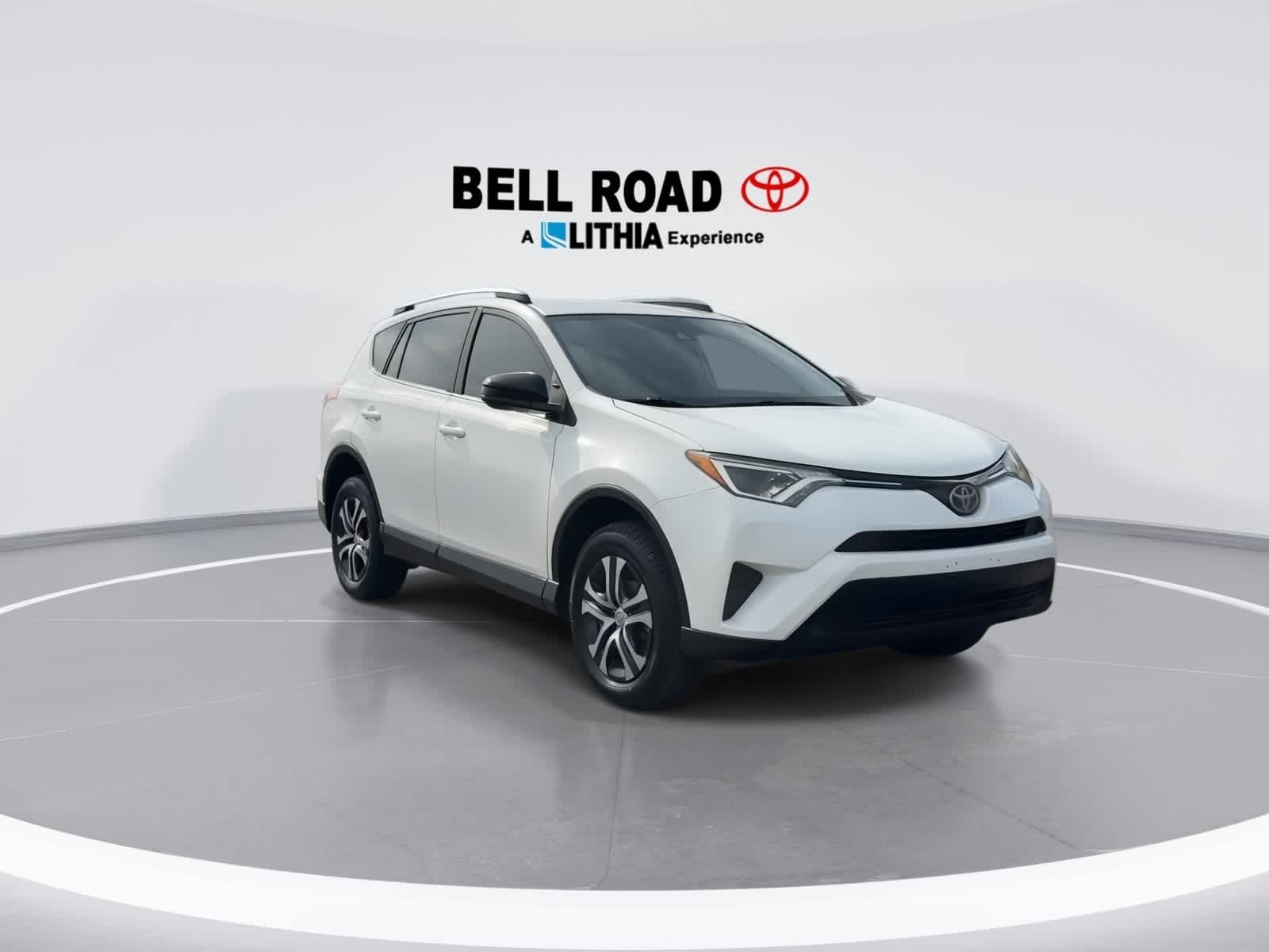 Thumbnail: 2018 Toyota RAV4 - 2