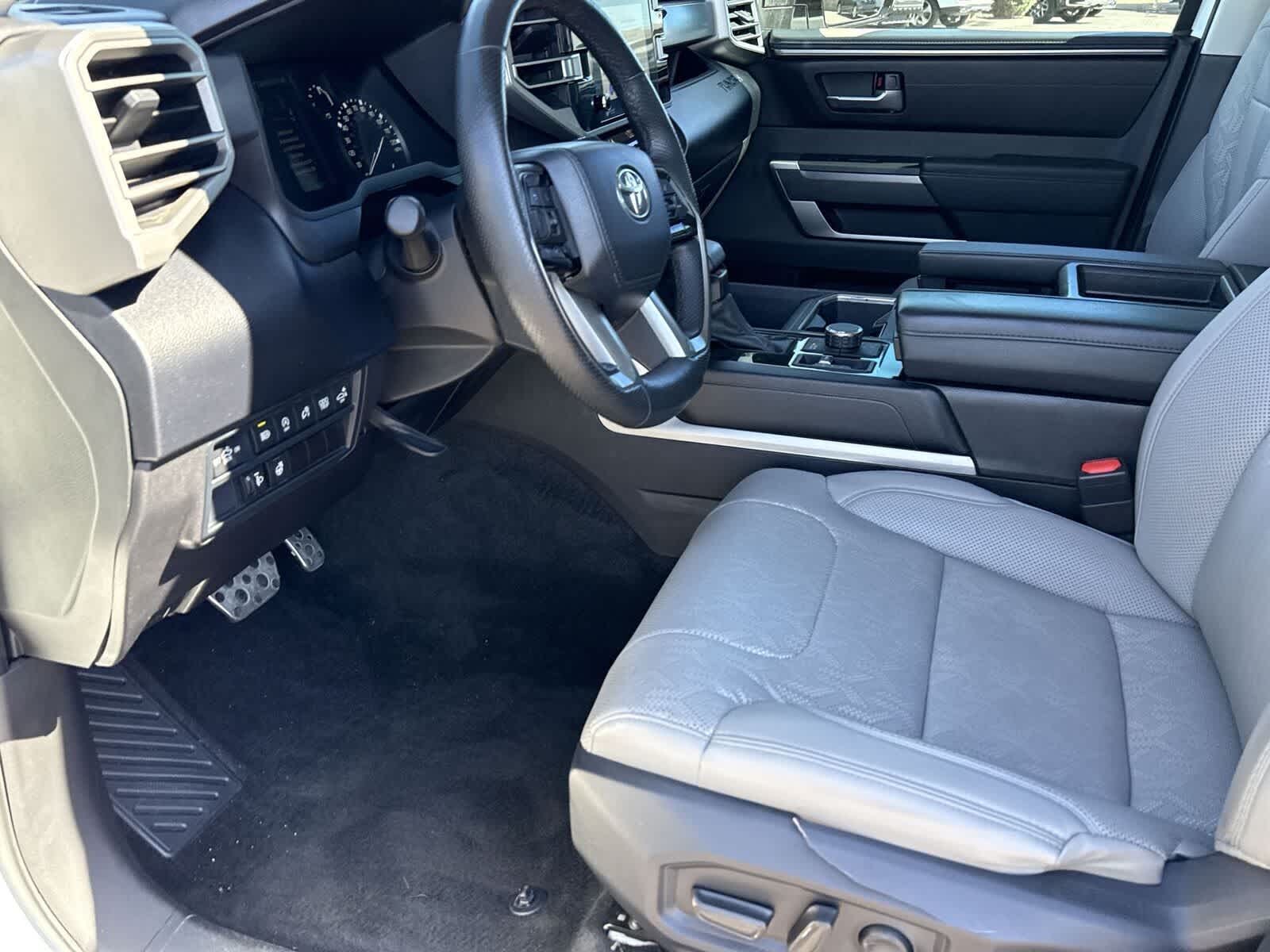 Thumbnail: 2024 Toyota Tundra - 16