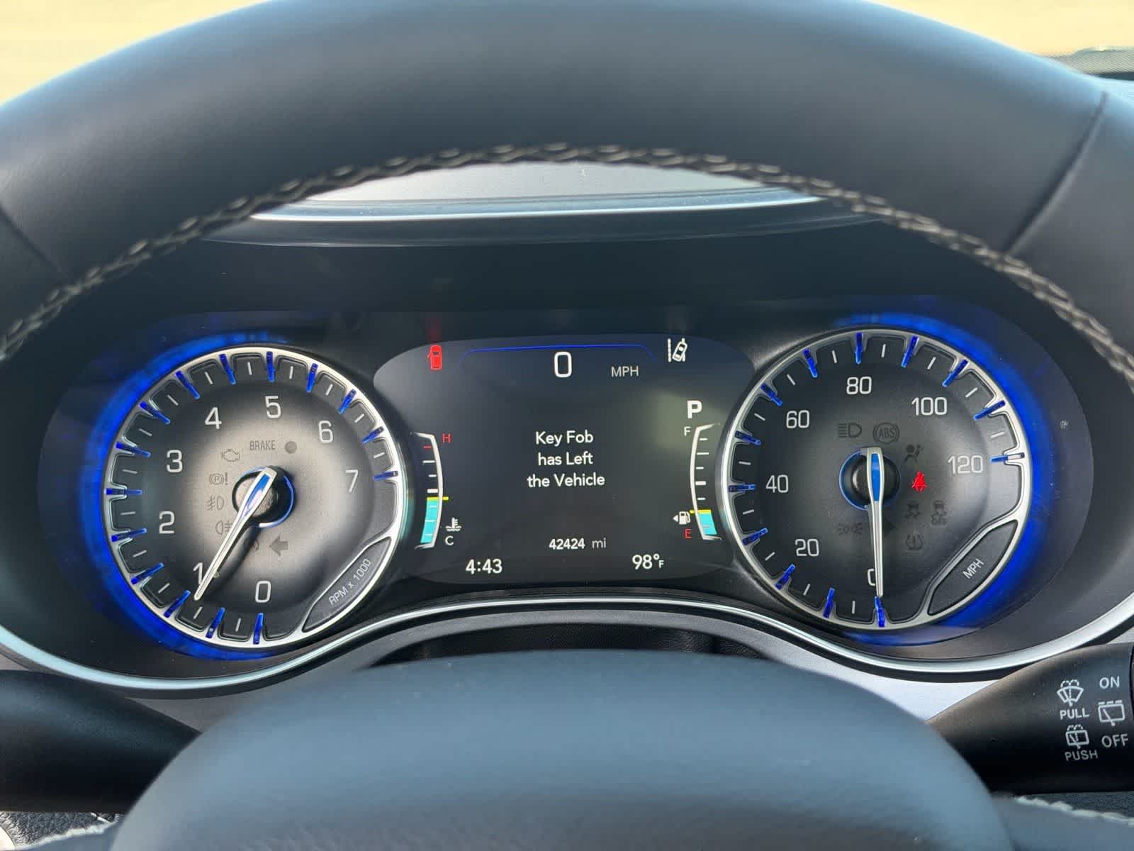 Thumbnail: 2025 Chrysler Pacifica - 20