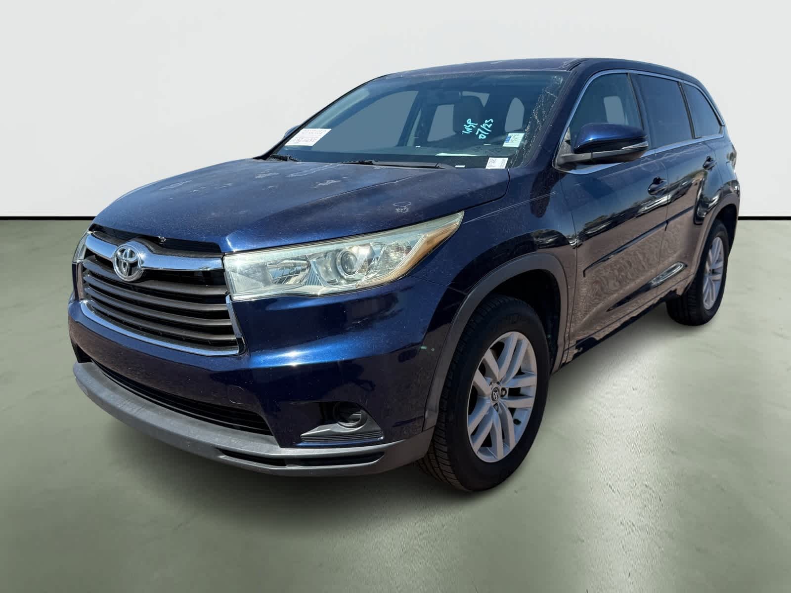 Thumbnail: 2016 Toyota Highlander - 2