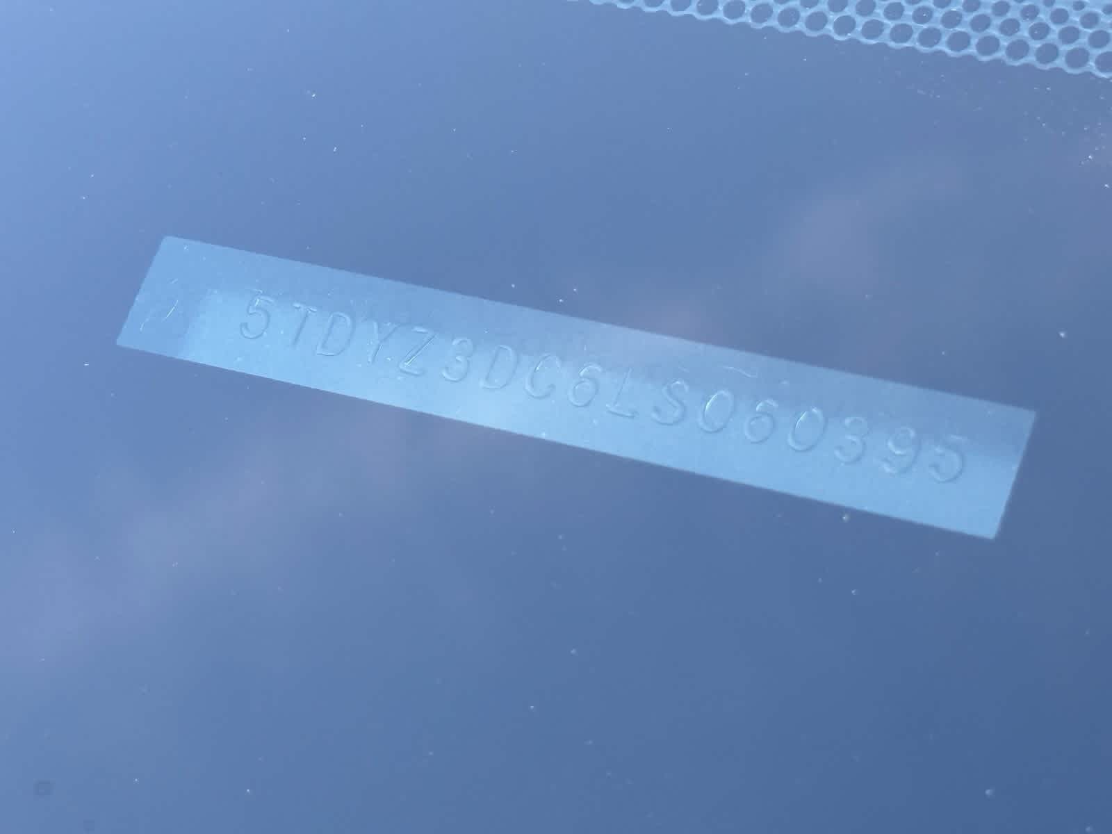 Thumbnail: 2020 Toyota Sienna - 25