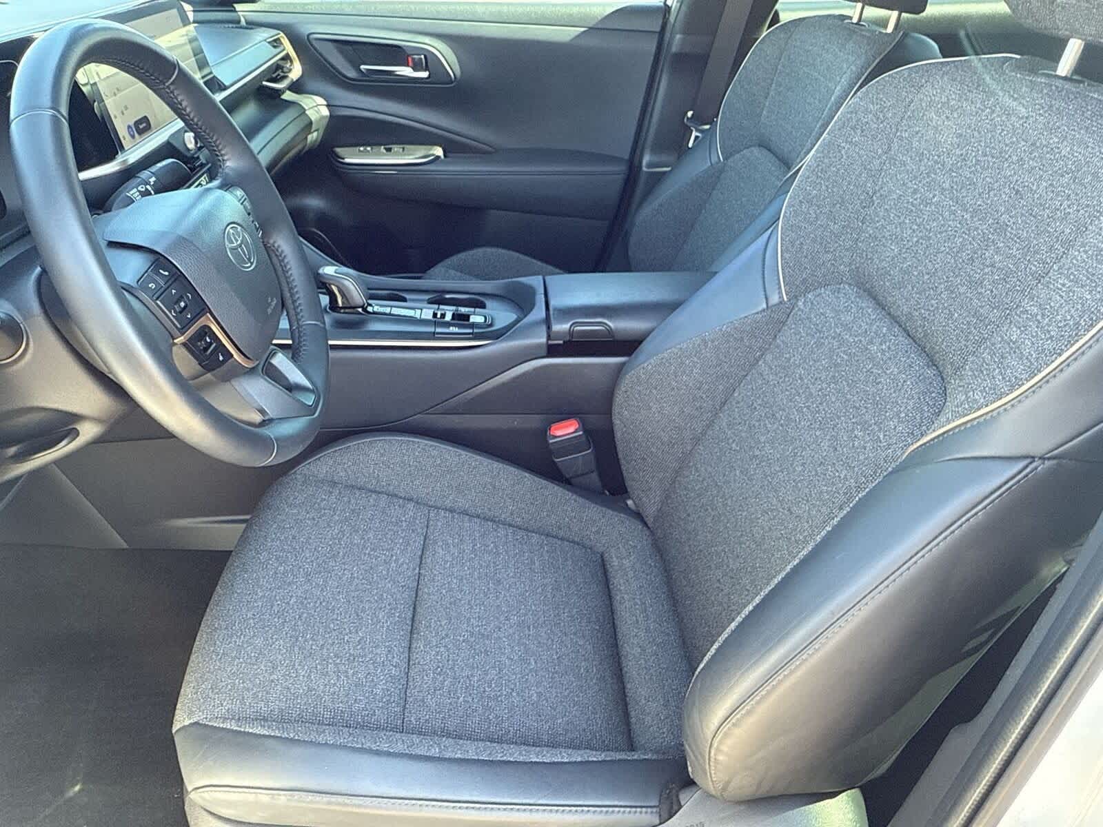 Thumbnail: 2023 Toyota Crown - 17