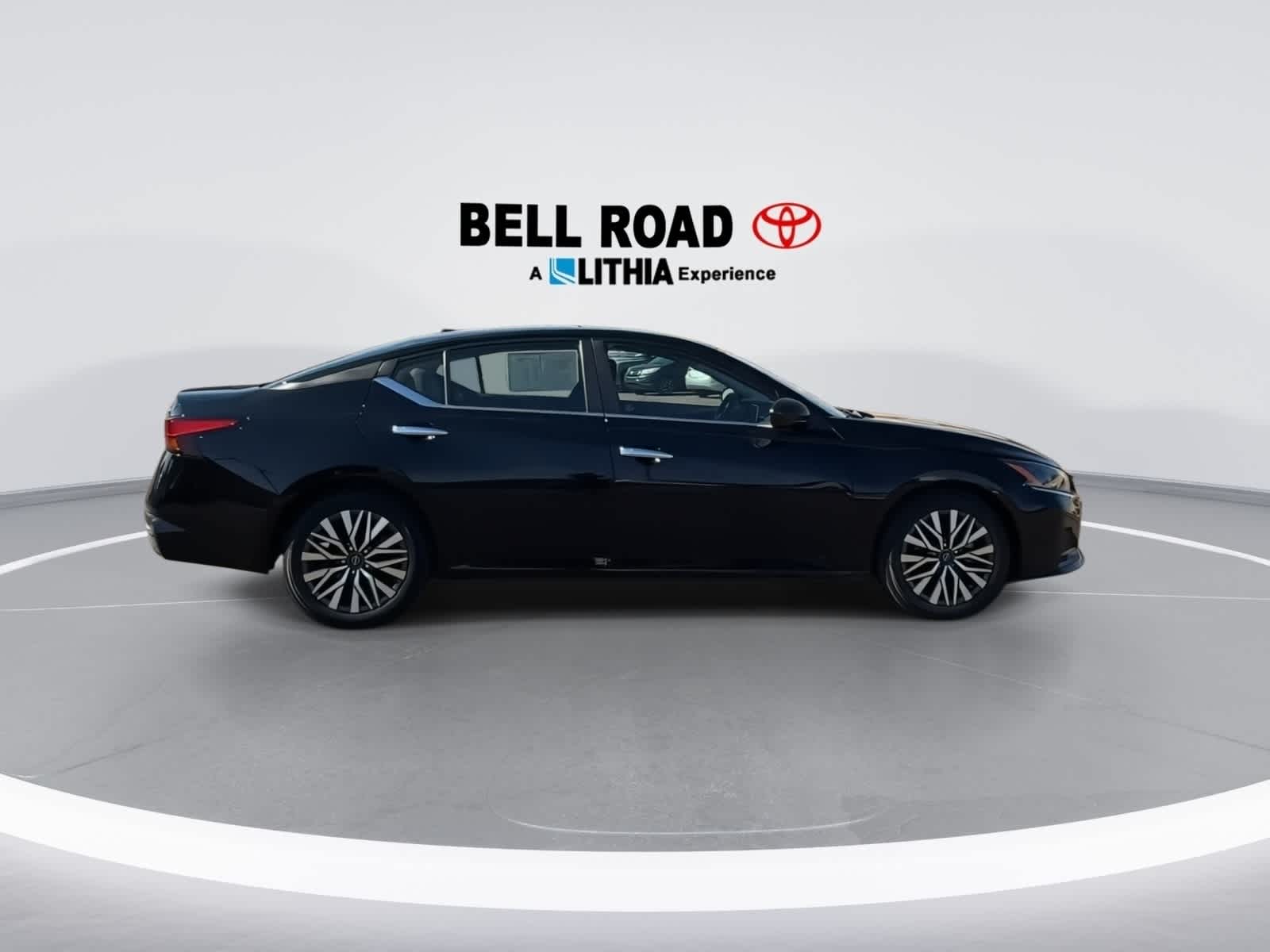 Thumbnail: 2024 Nissan Altima - 9