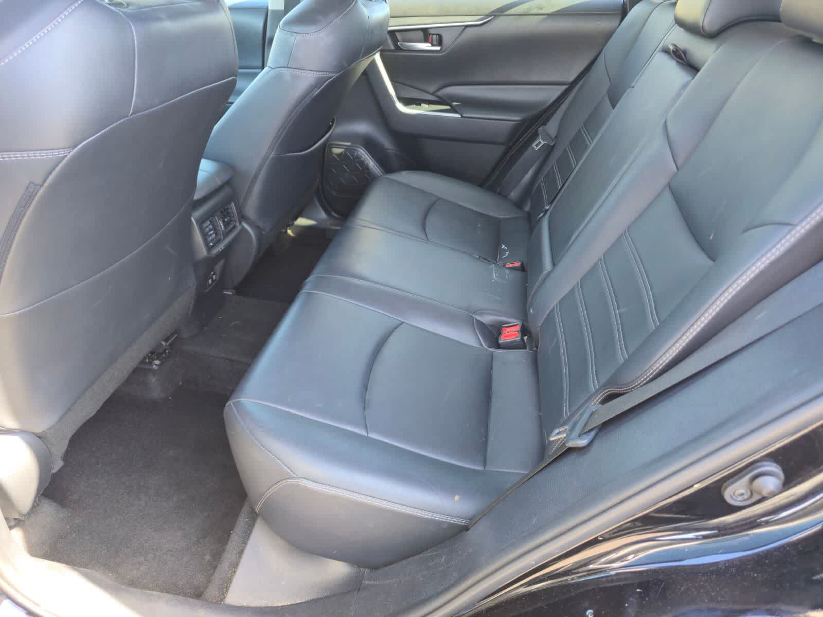 Thumbnail: 2020 Toyota RAV4 - 13