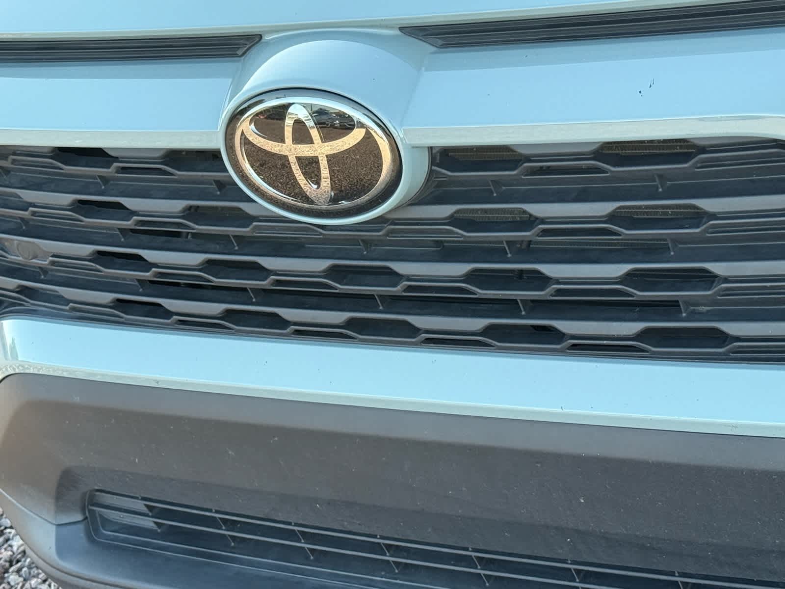 Thumbnail: 2022 Toyota RAV4 - 20