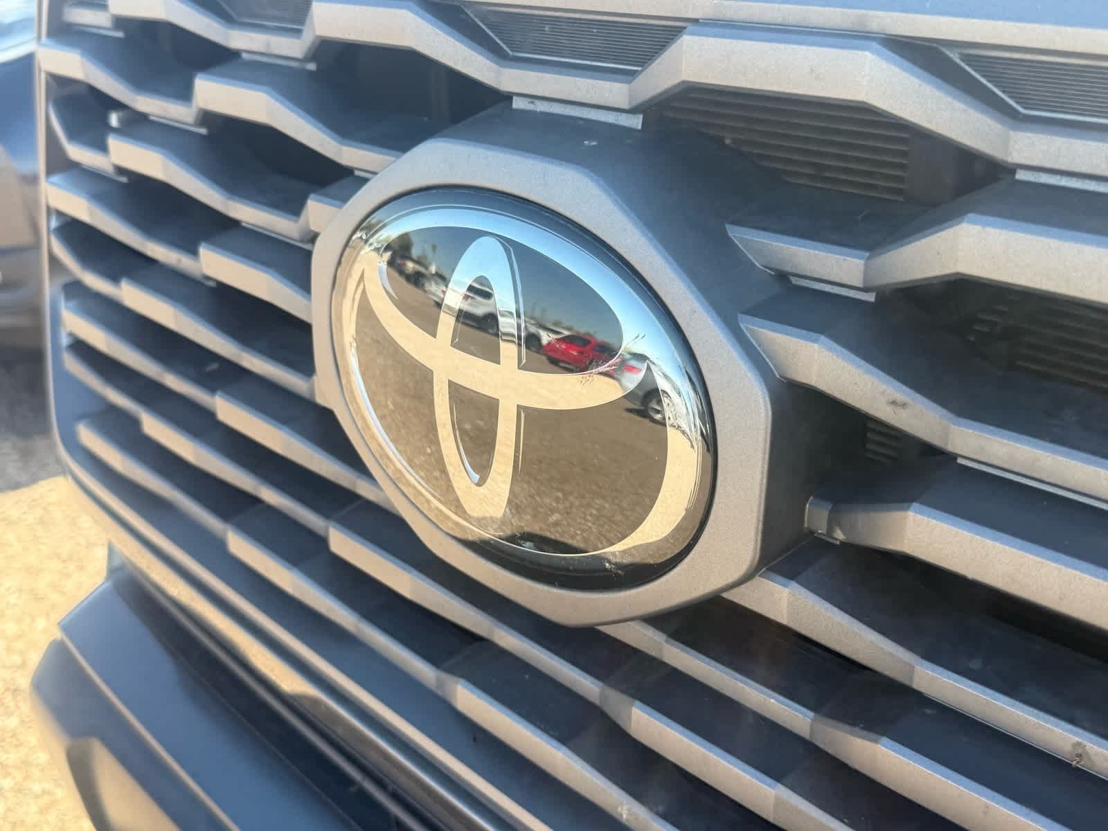 Thumbnail: 2022 Toyota Tacoma - 7
