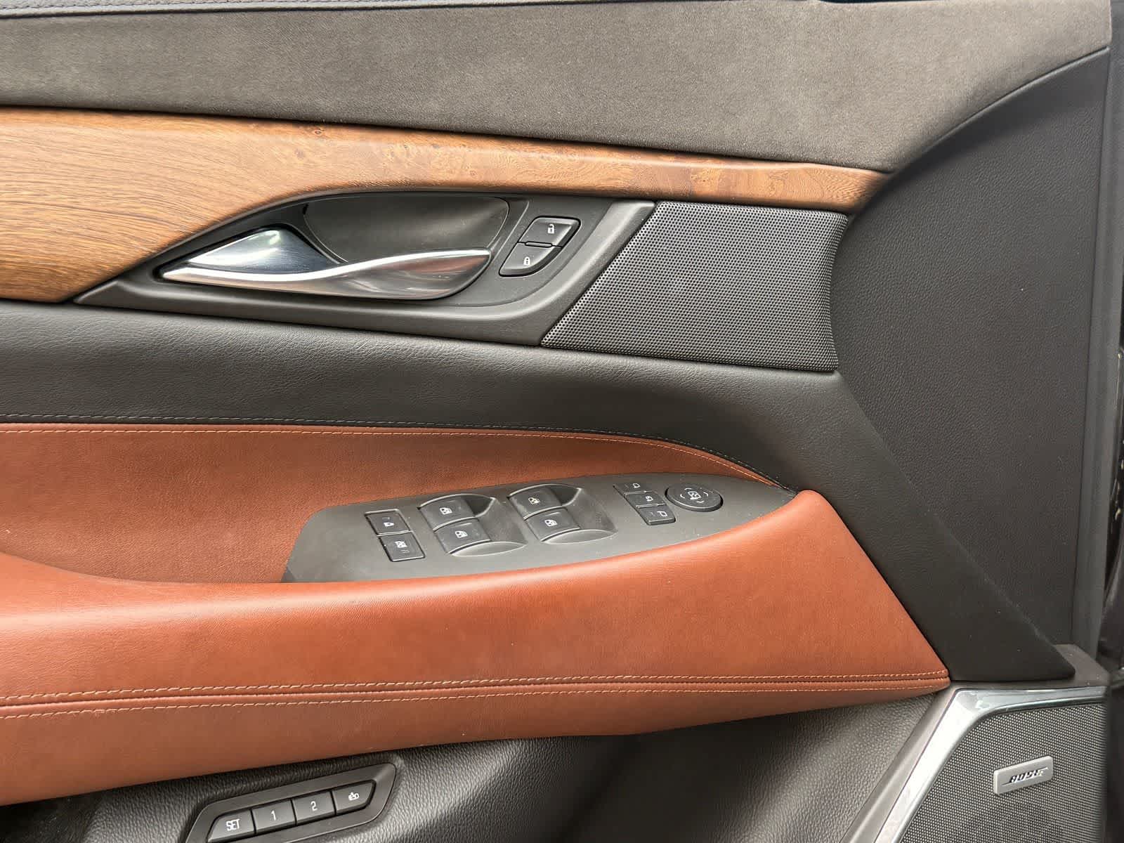 Thumbnail: 2016 Cadillac Escalade - 18