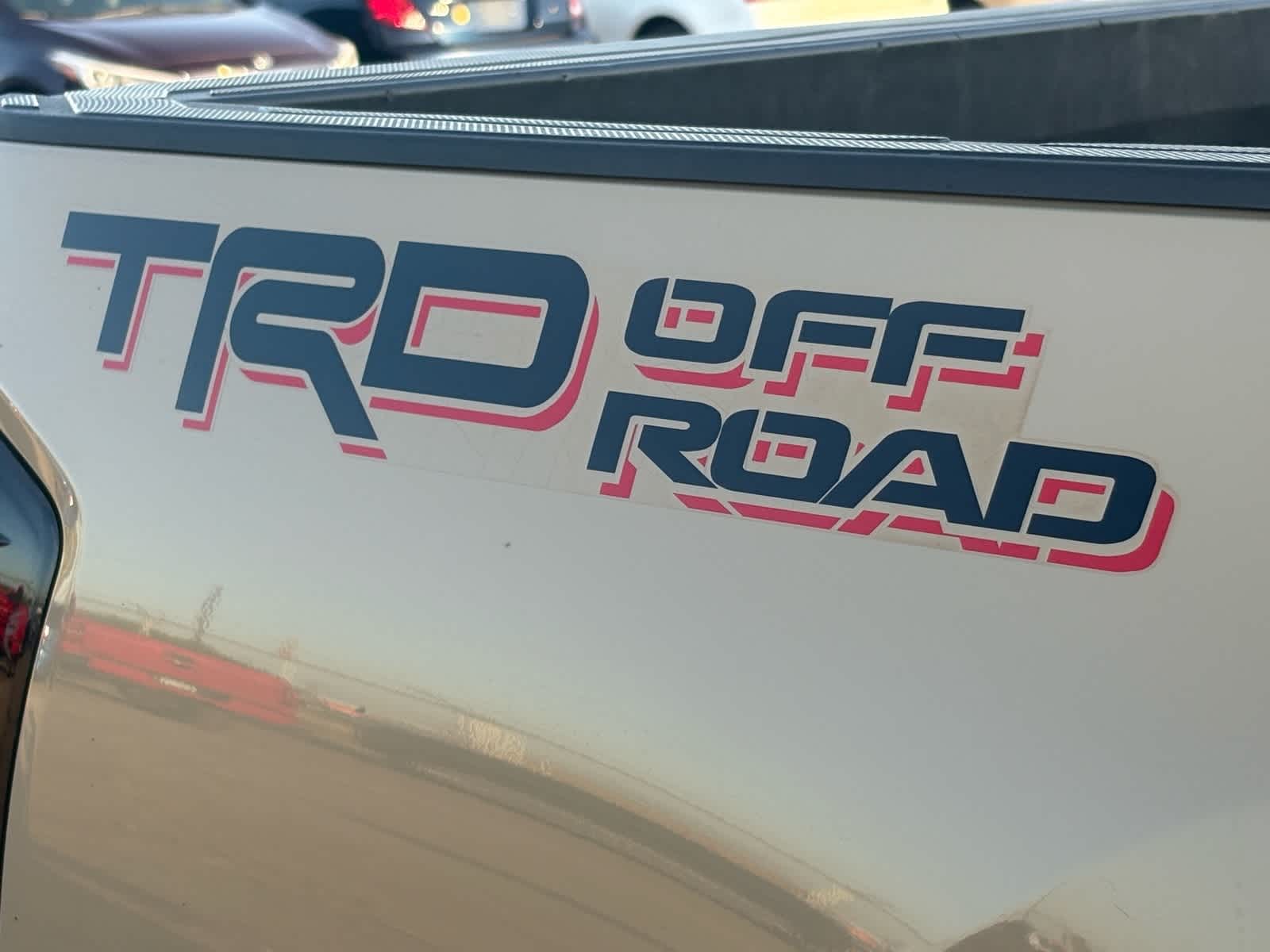 Thumbnail: 2018 Toyota Tacoma - 12