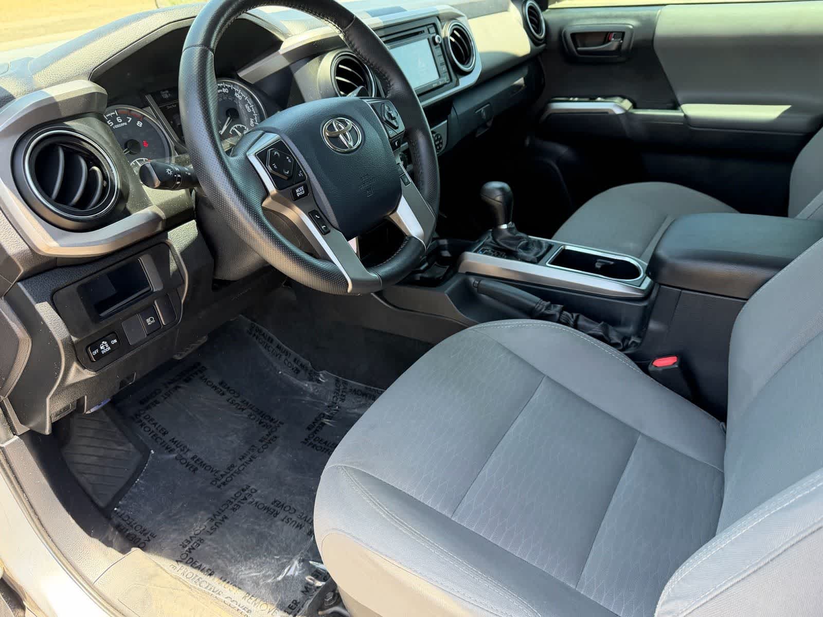 Thumbnail: 2019 Toyota Tacoma - 19