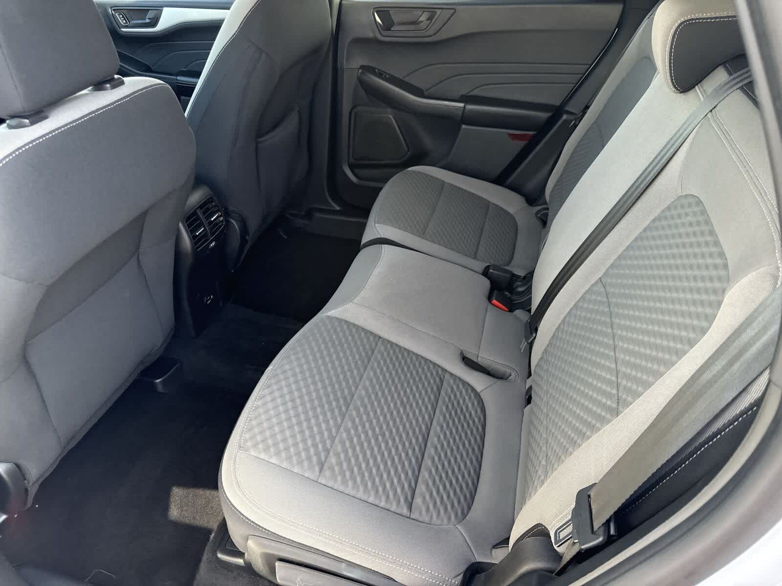 Thumbnail: 2022 Ford Escape - 14