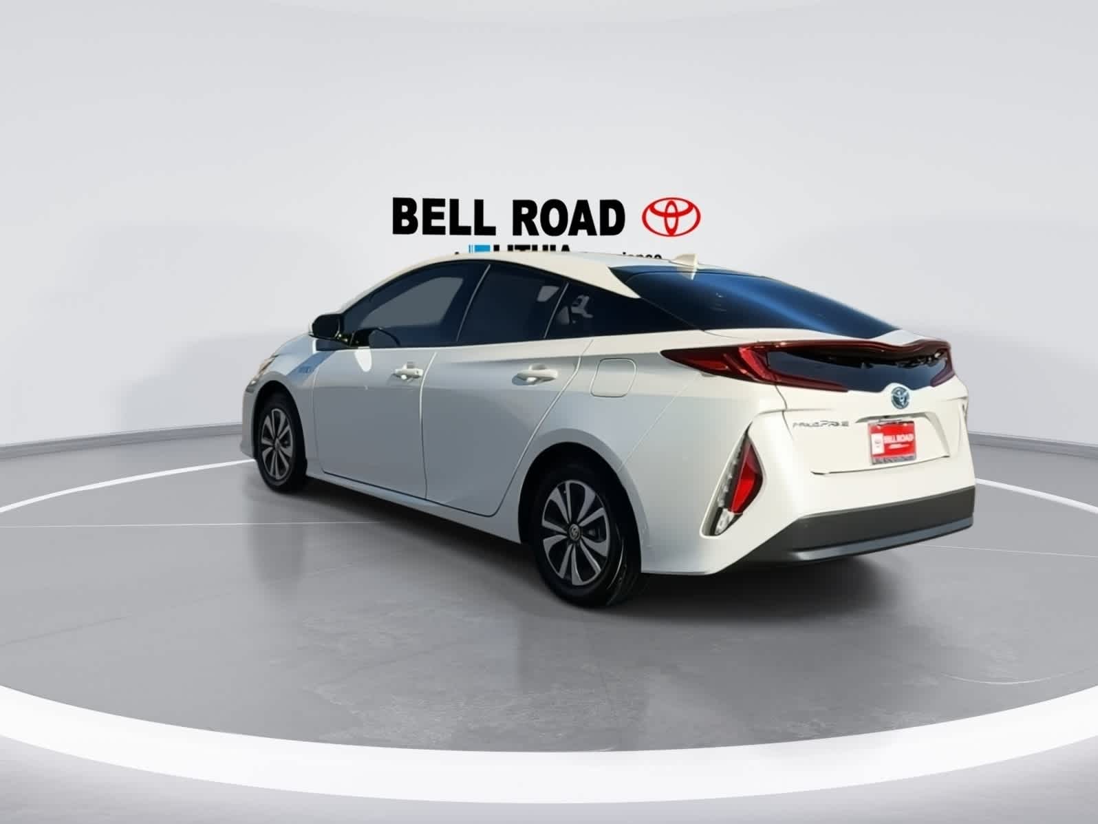 Thumbnail: 2017 Toyota Prius Prime - 6