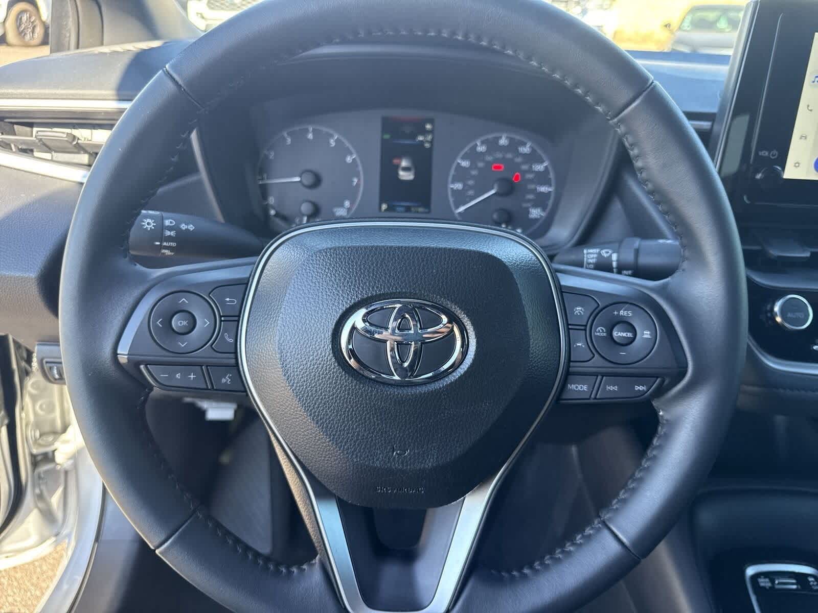 Thumbnail: 2025 Toyota Corolla - 26