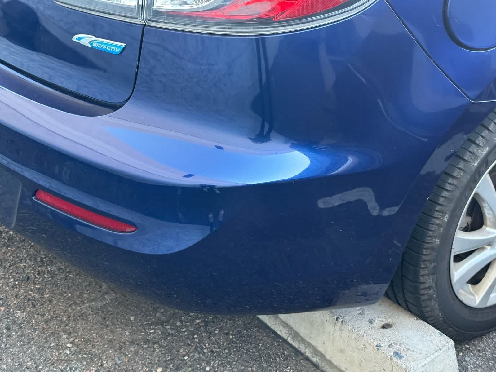 Thumbnail: 2013 Mazda Mazda3 - 16