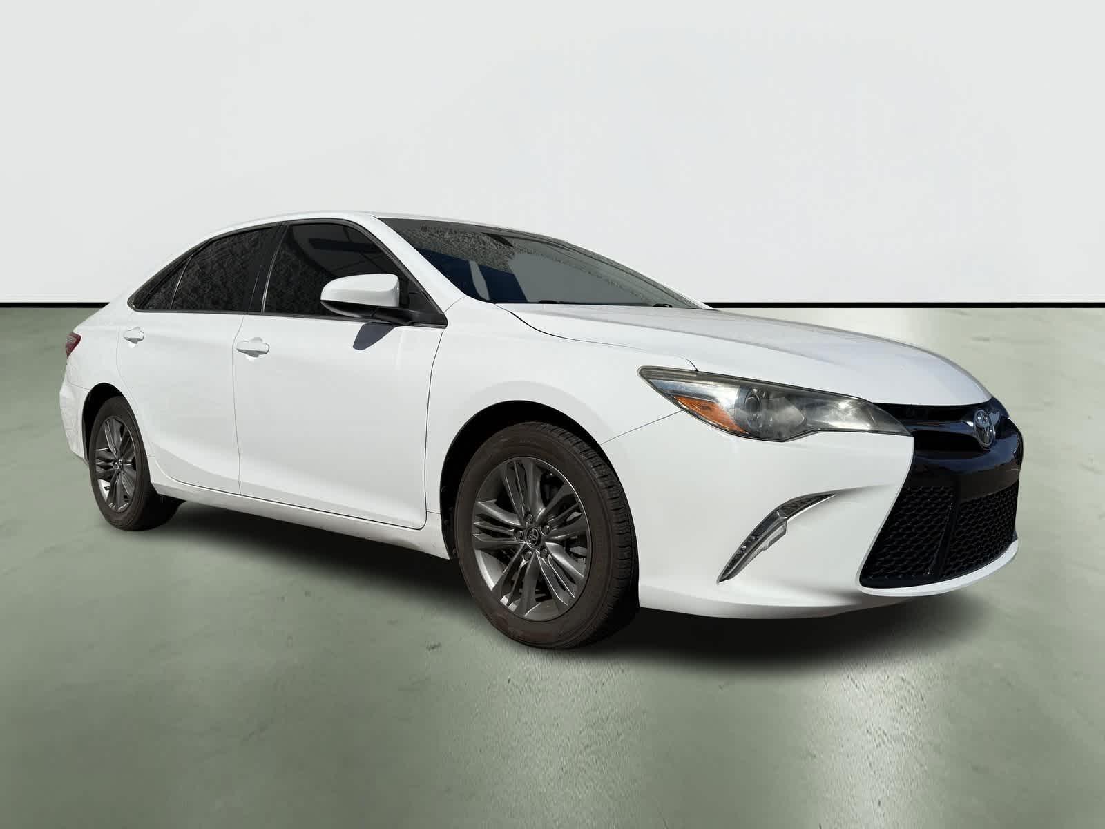 Thumbnail: 2017 Toyota Camry - 5