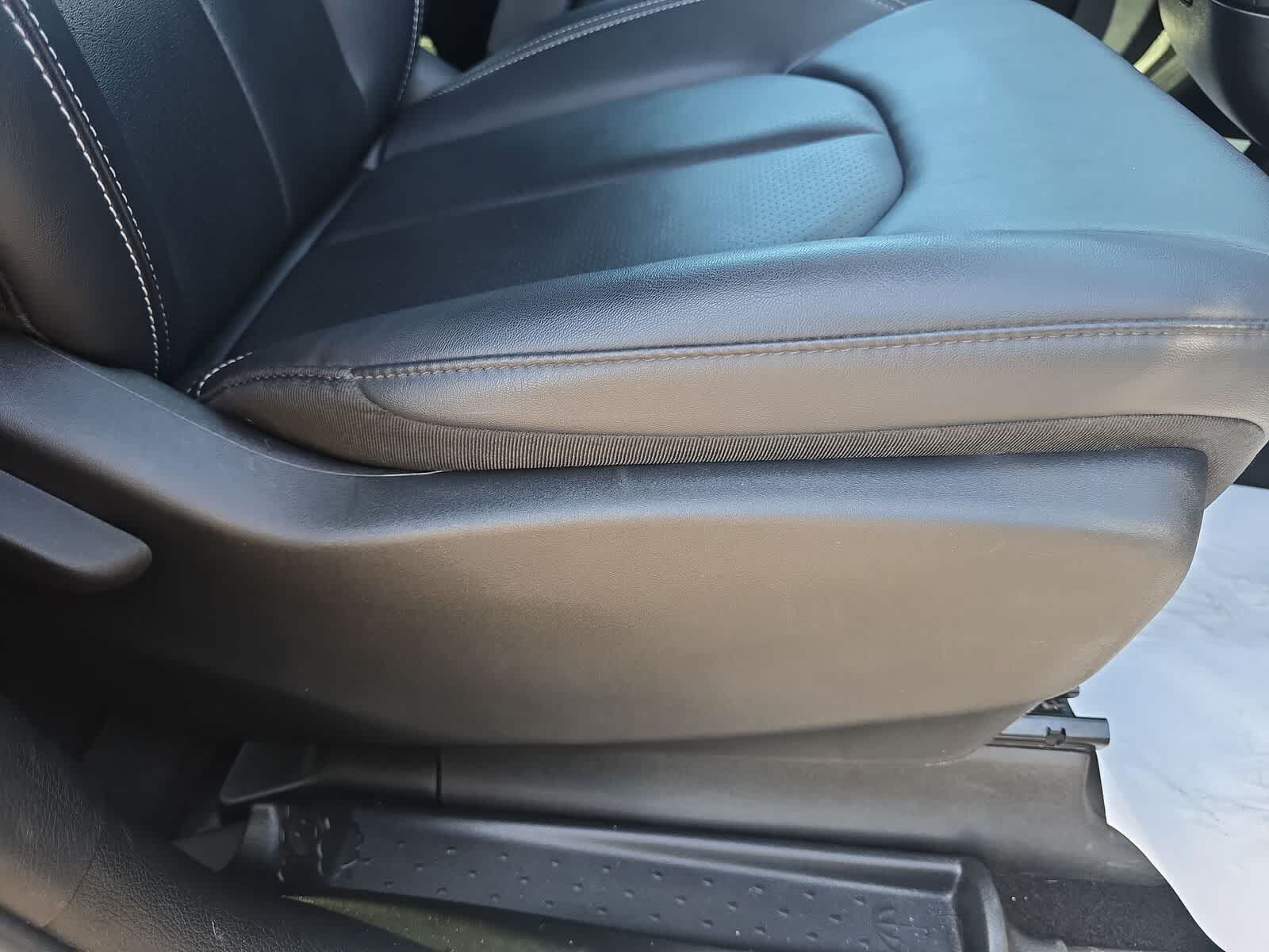 Thumbnail: 2025 Chrysler Pacifica - 12