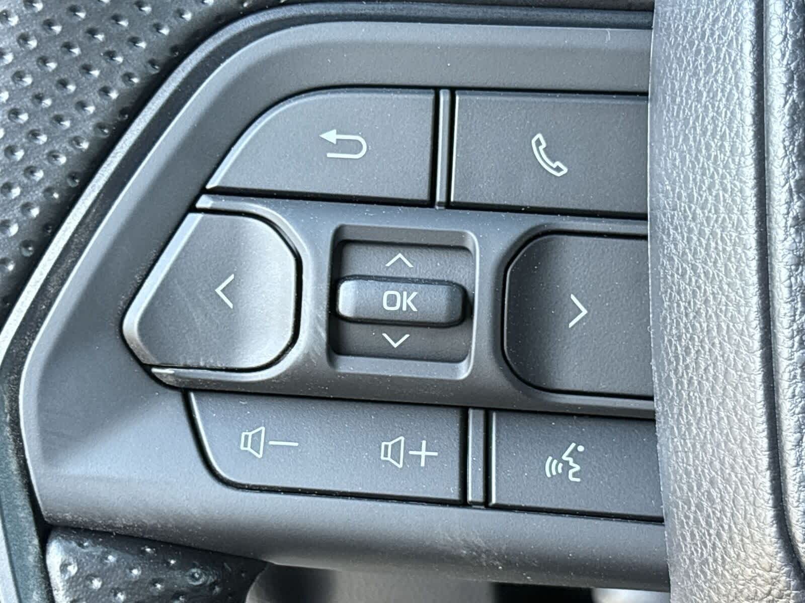 Thumbnail: 2025 Toyota Tacoma - 28