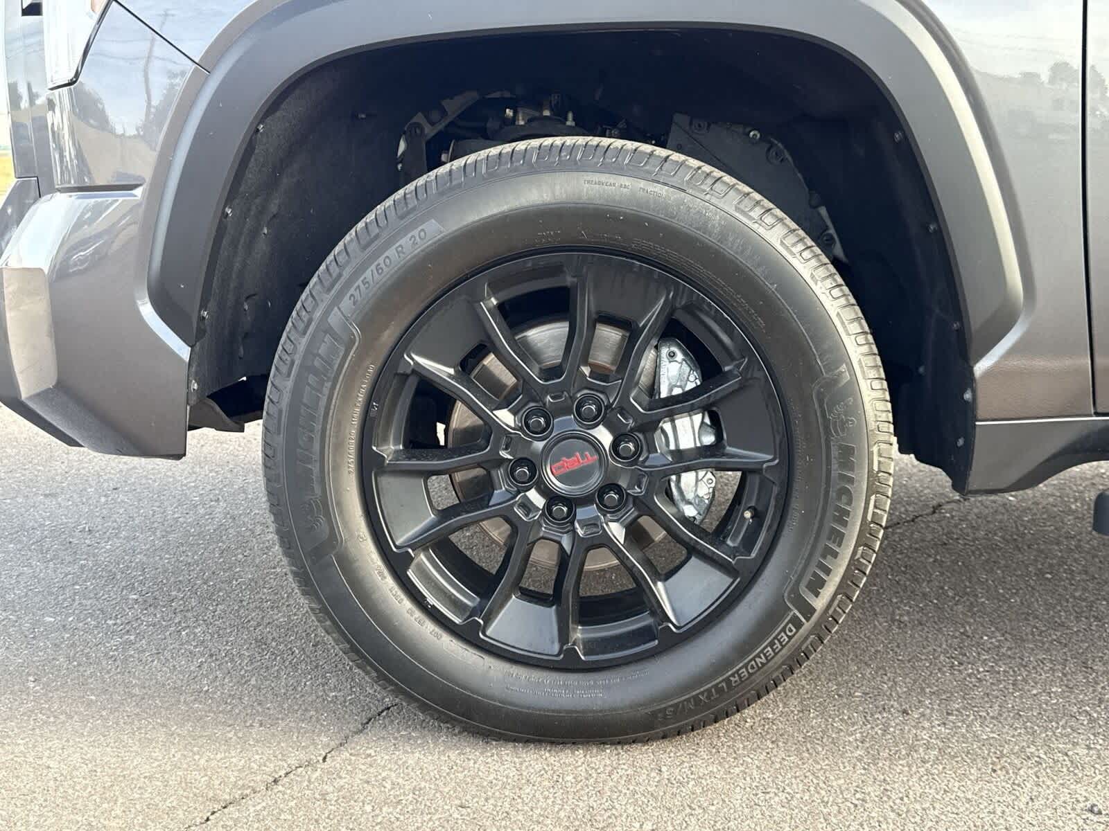 Thumbnail: 2022 Toyota Tundra - 10