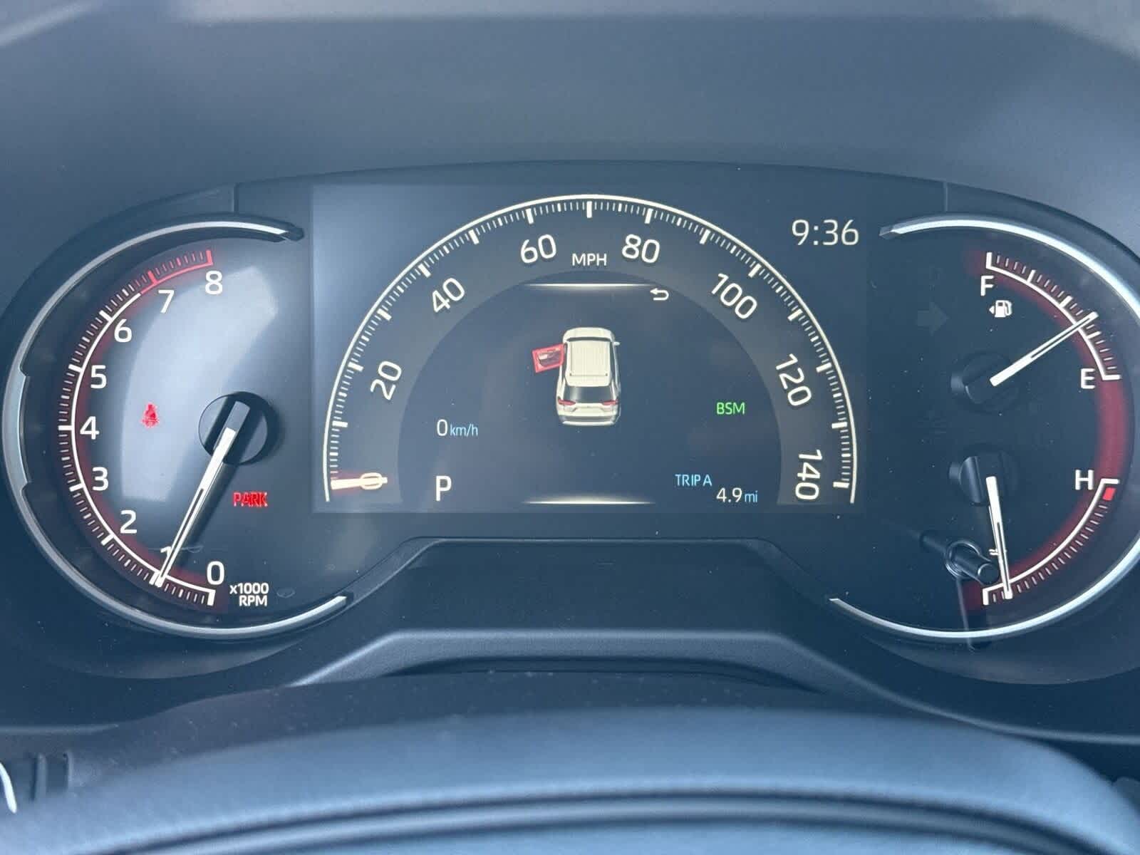 Thumbnail: 2025 Toyota RAV4 - 29