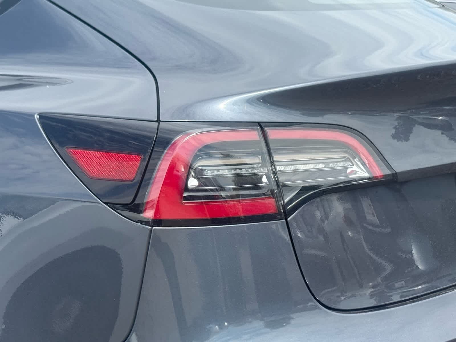 Thumbnail: 2021 Tesla Model 3 - 13