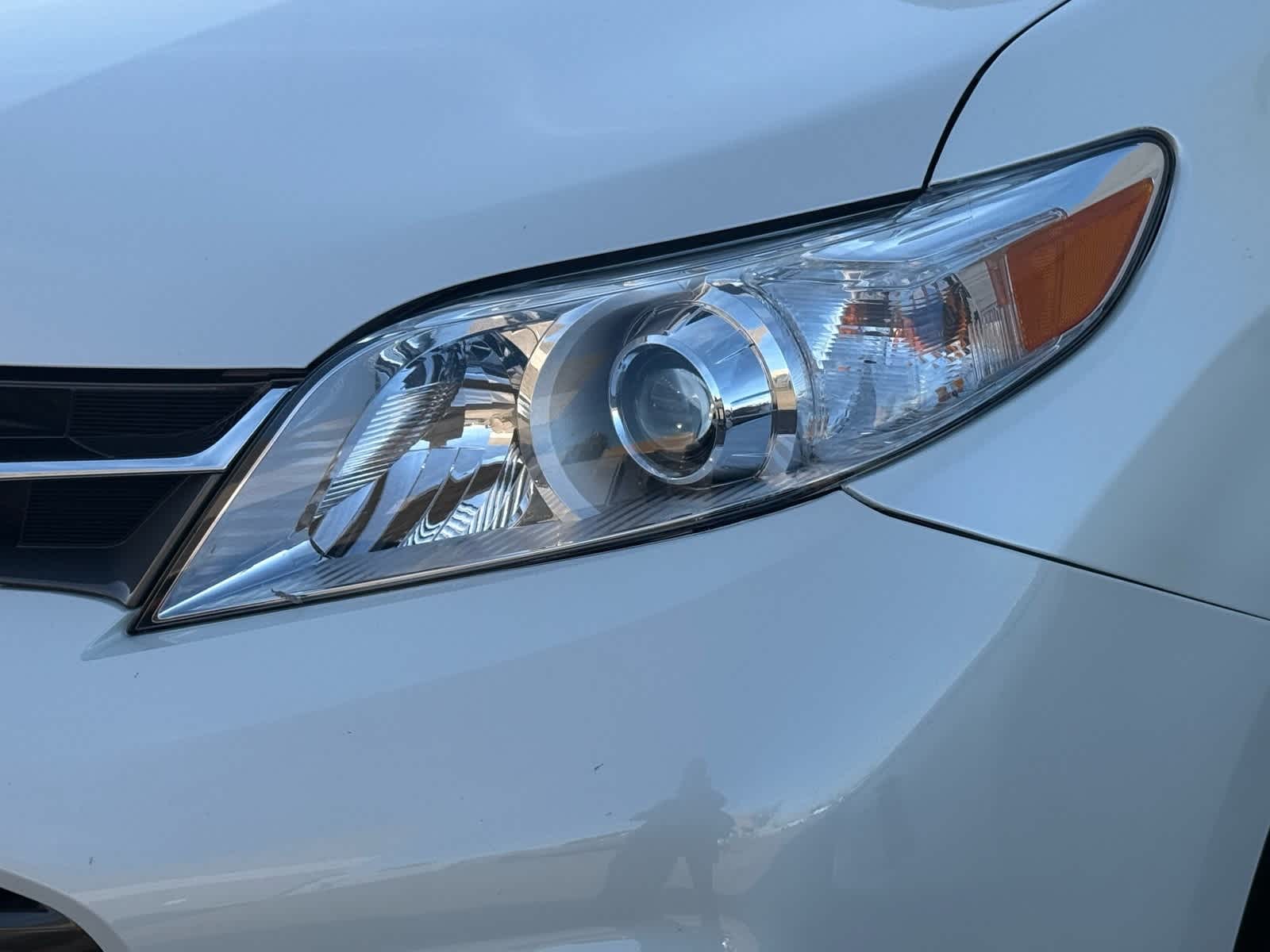 Thumbnail: 2020 Toyota Sienna - 8