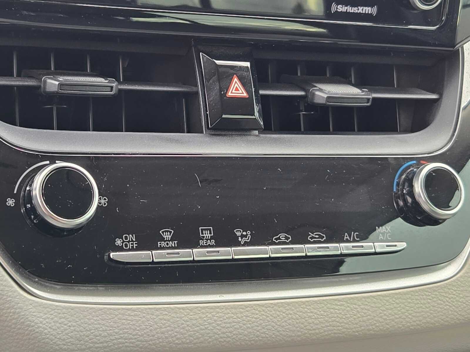 Thumbnail: 2022 Toyota Corolla - 9