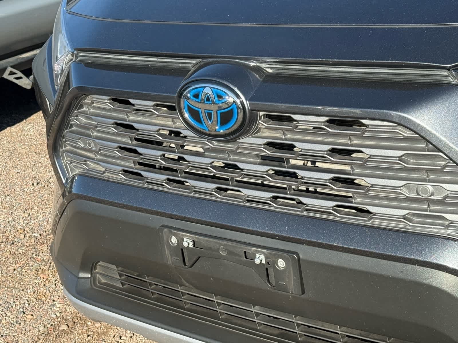 Thumbnail: 2020 Toyota RAV4 - 21