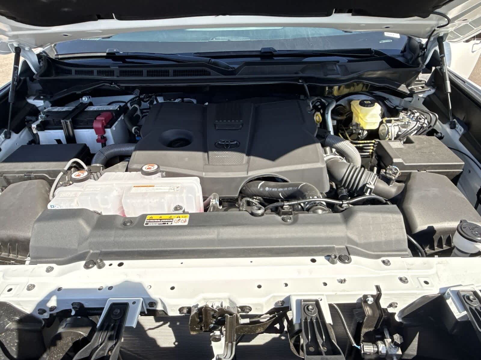 Thumbnail: 2025 Toyota Tundra - 32