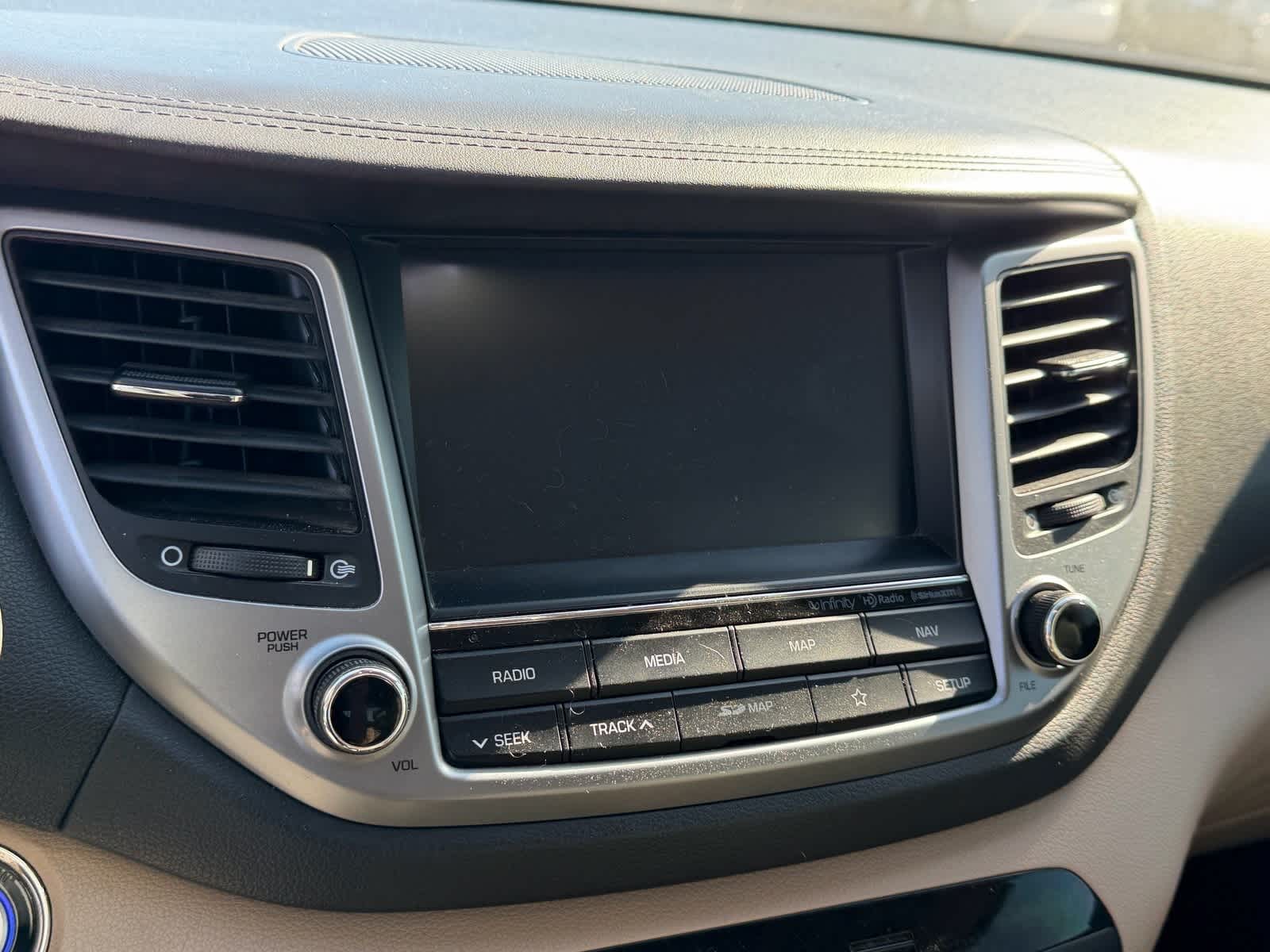 Thumbnail: 2018 Hyundai Tucson - 8