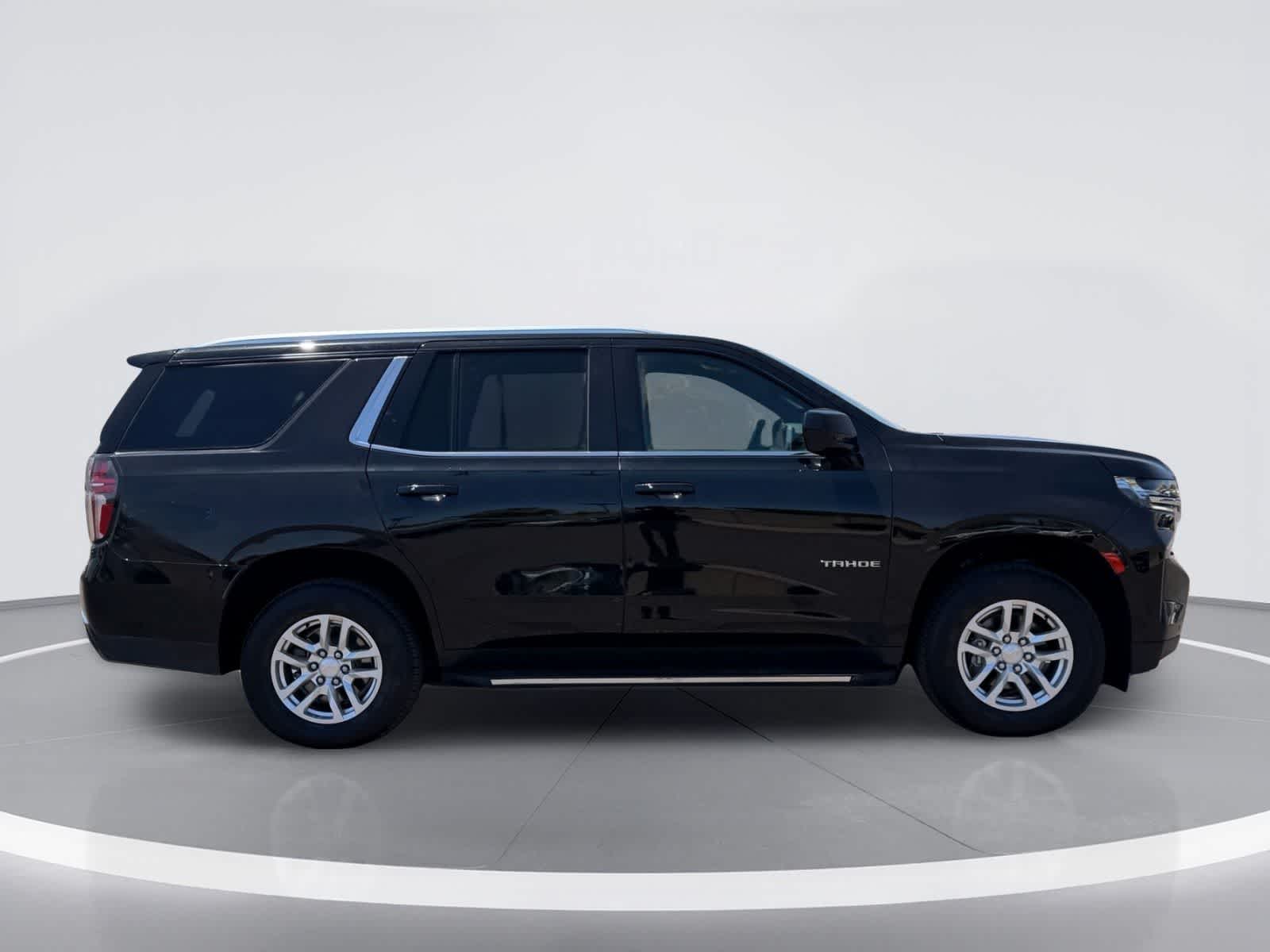 Thumbnail: 2024 Chevrolet Tahoe - 7