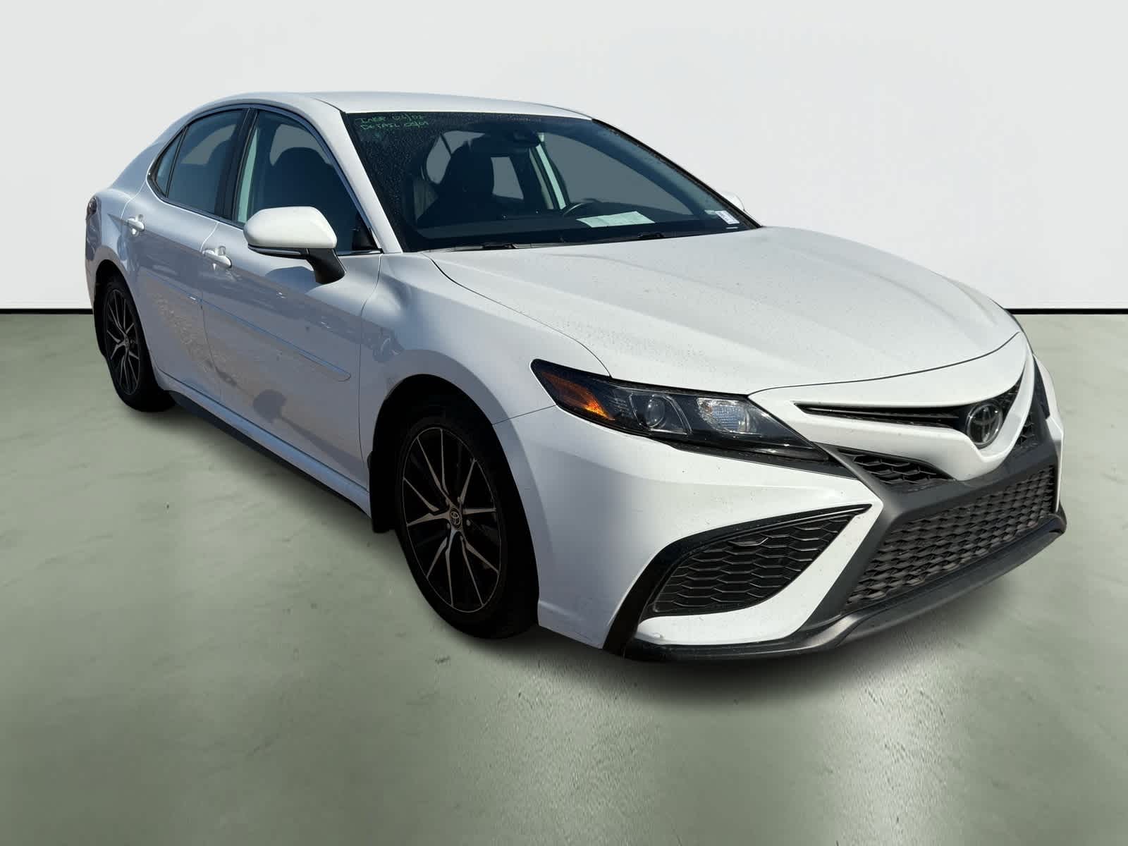 2023 Toyota Camry SE 5