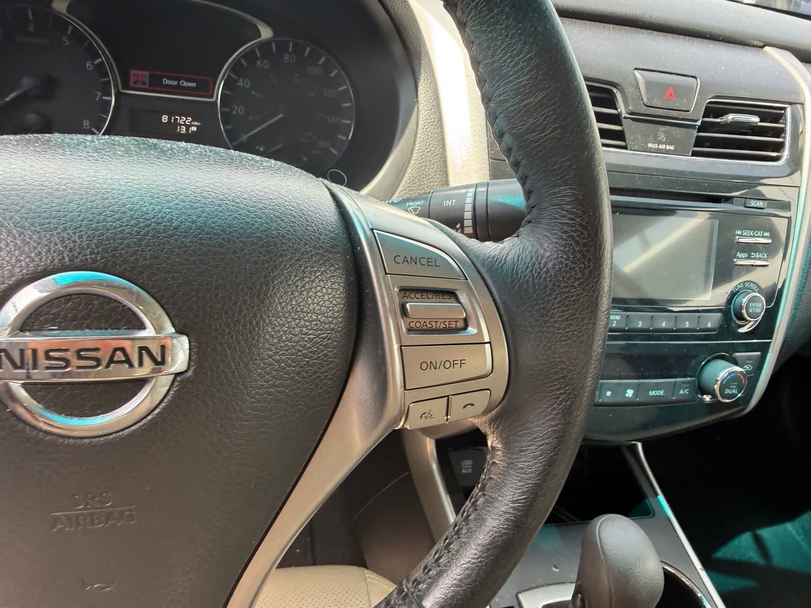 Thumbnail: 2015 Nissan Altima - 17