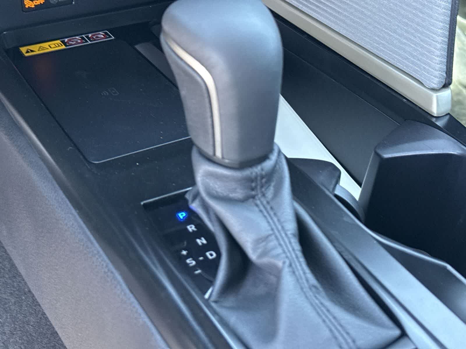 Thumbnail: 2025 Toyota Camry - 25