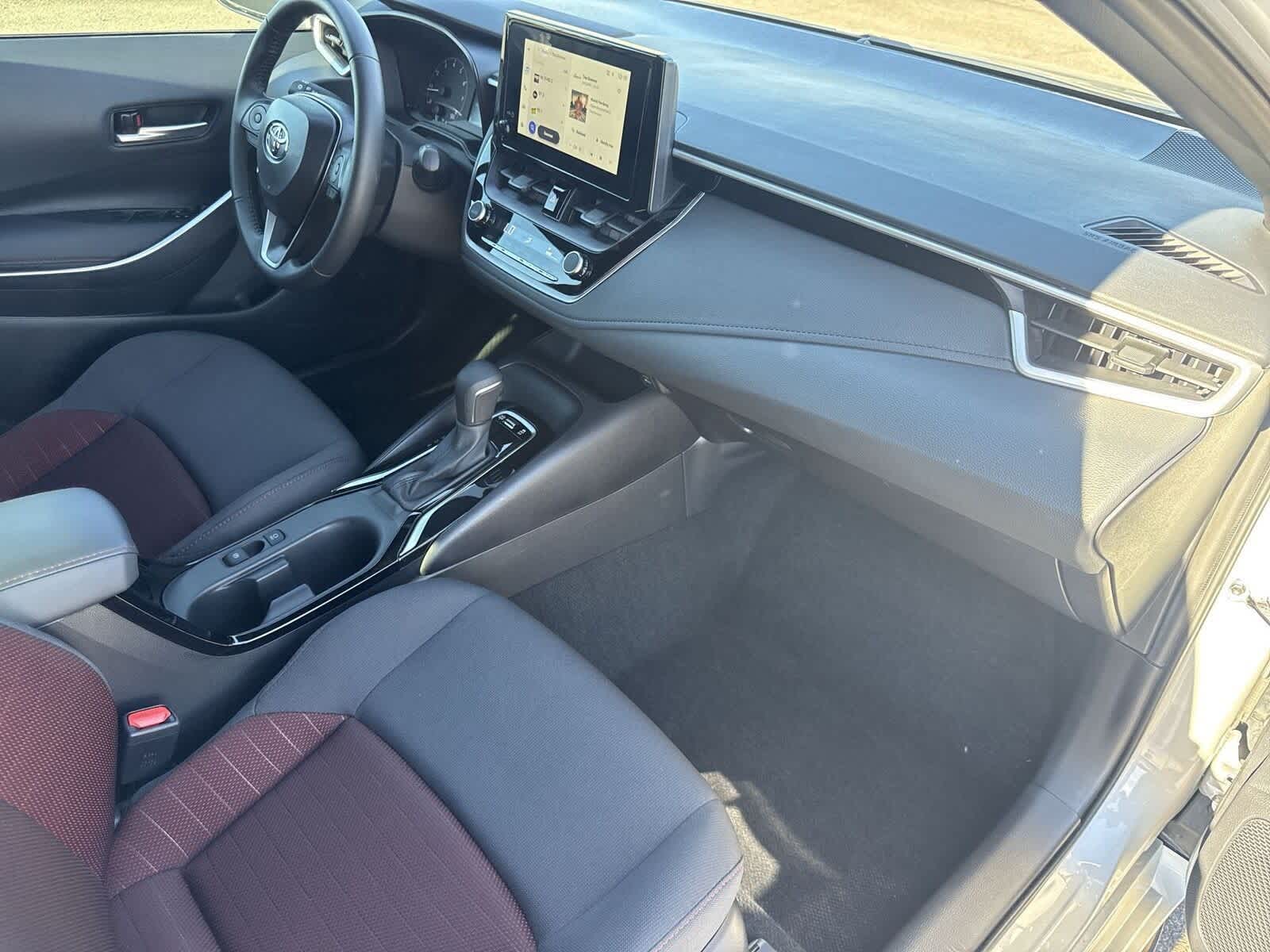 Thumbnail: 2025 Toyota Corolla - 11