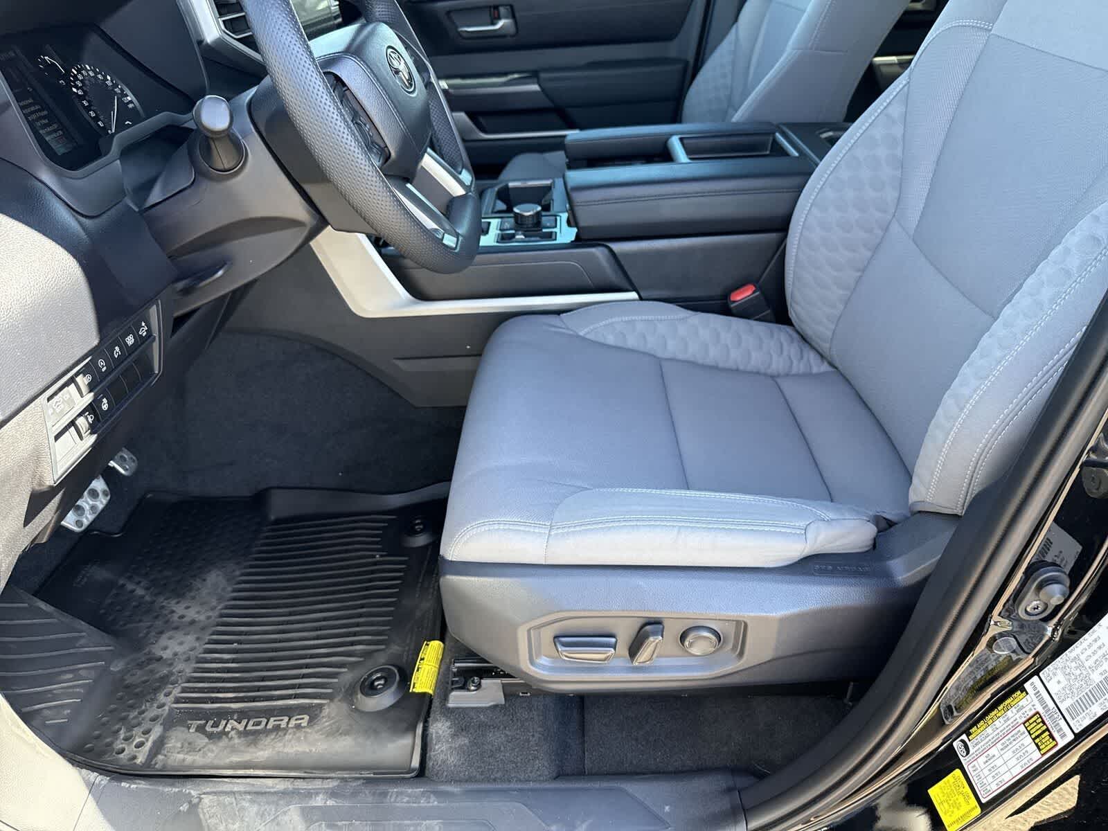 Thumbnail: 2025 Toyota Tundra - 17