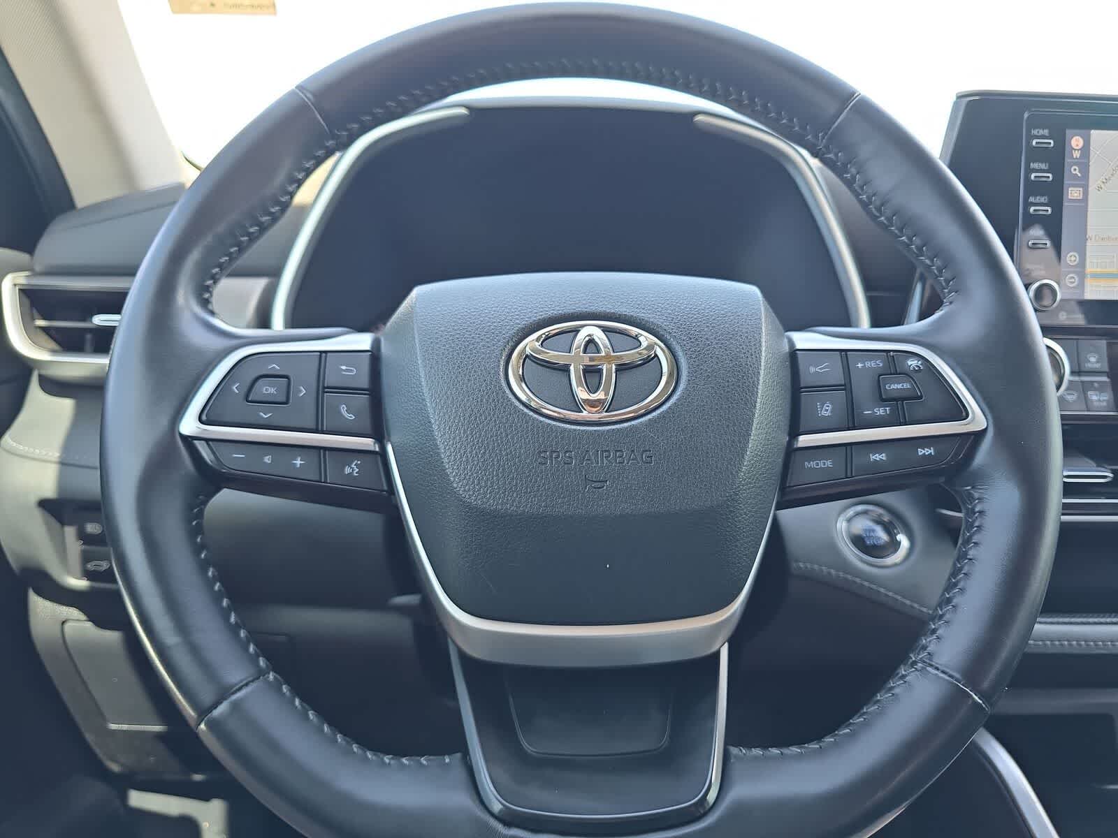 Thumbnail: 2022 Toyota Highlander - 28