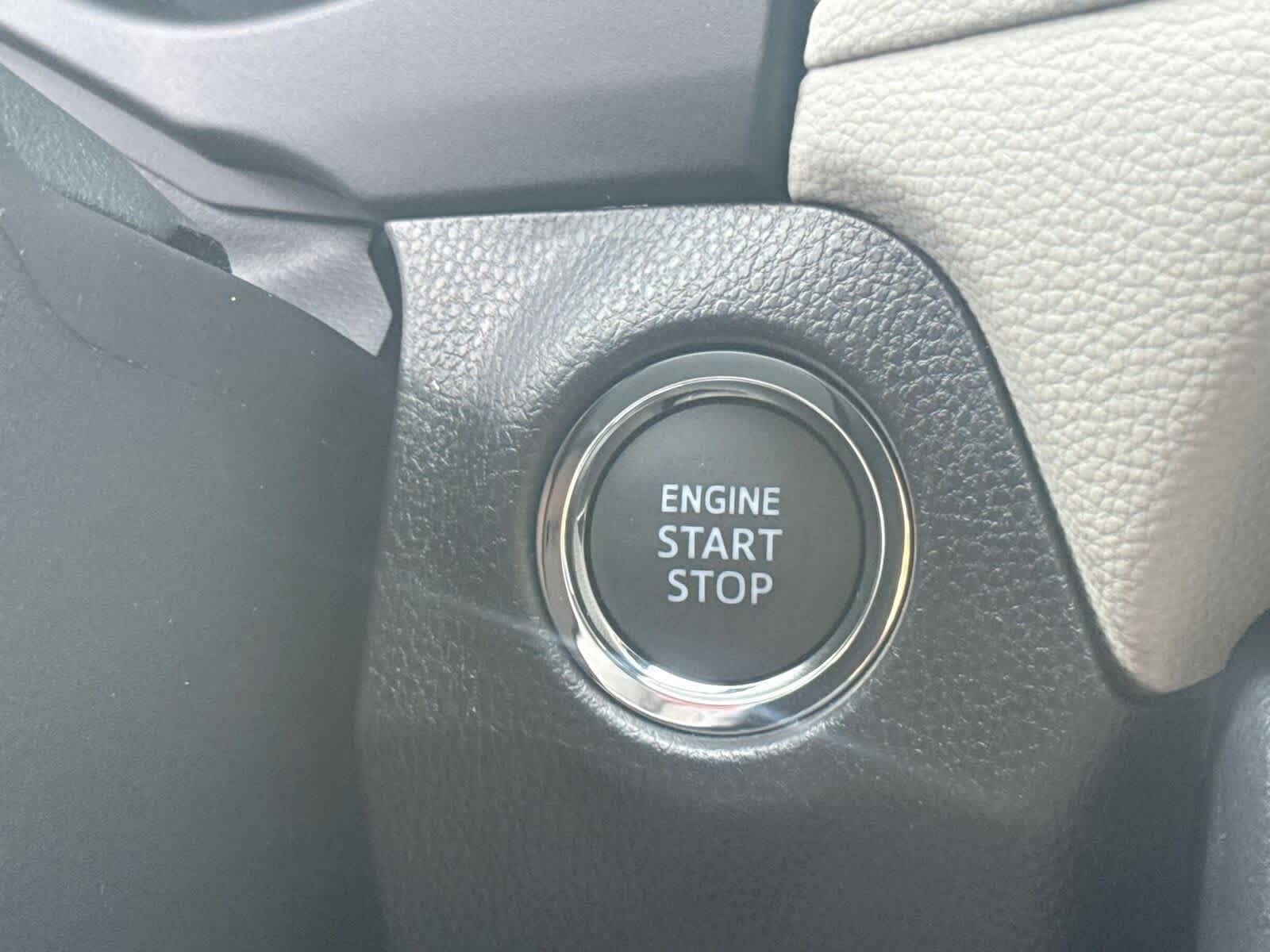 Thumbnail: 2025 Toyota RAV4 - 25