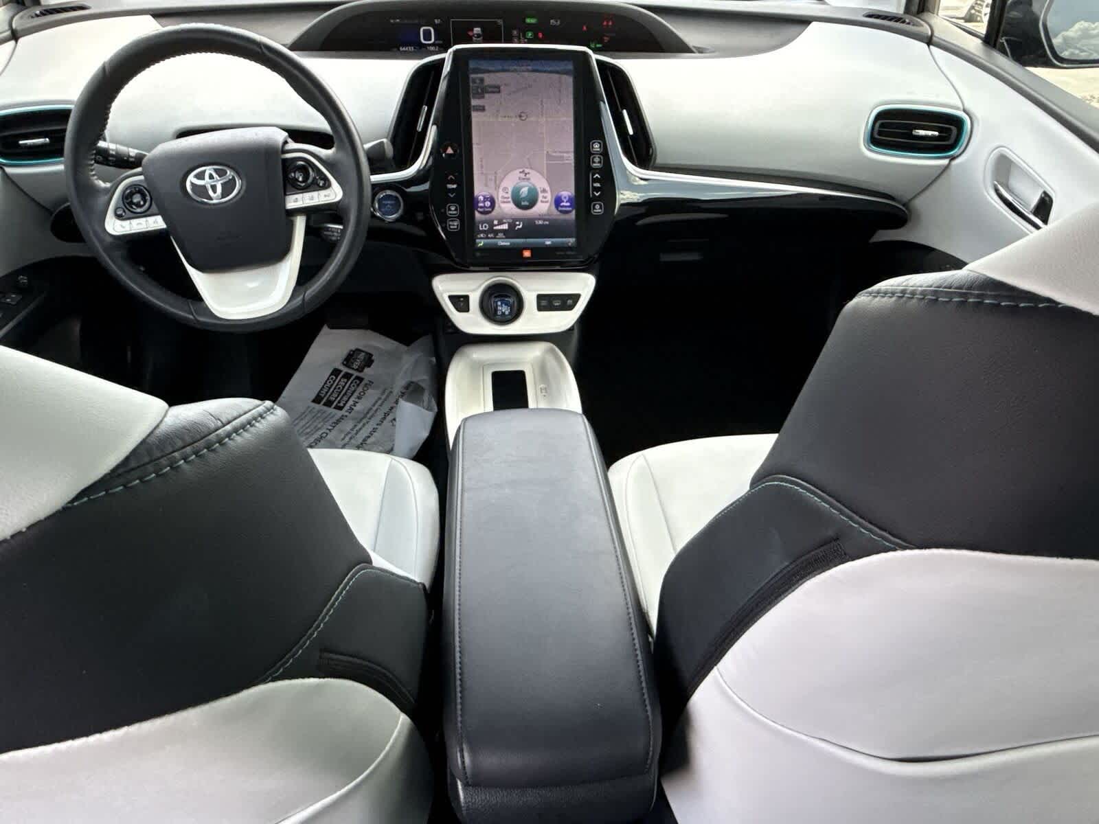 Thumbnail: 2018 Toyota Prius Prime - 20