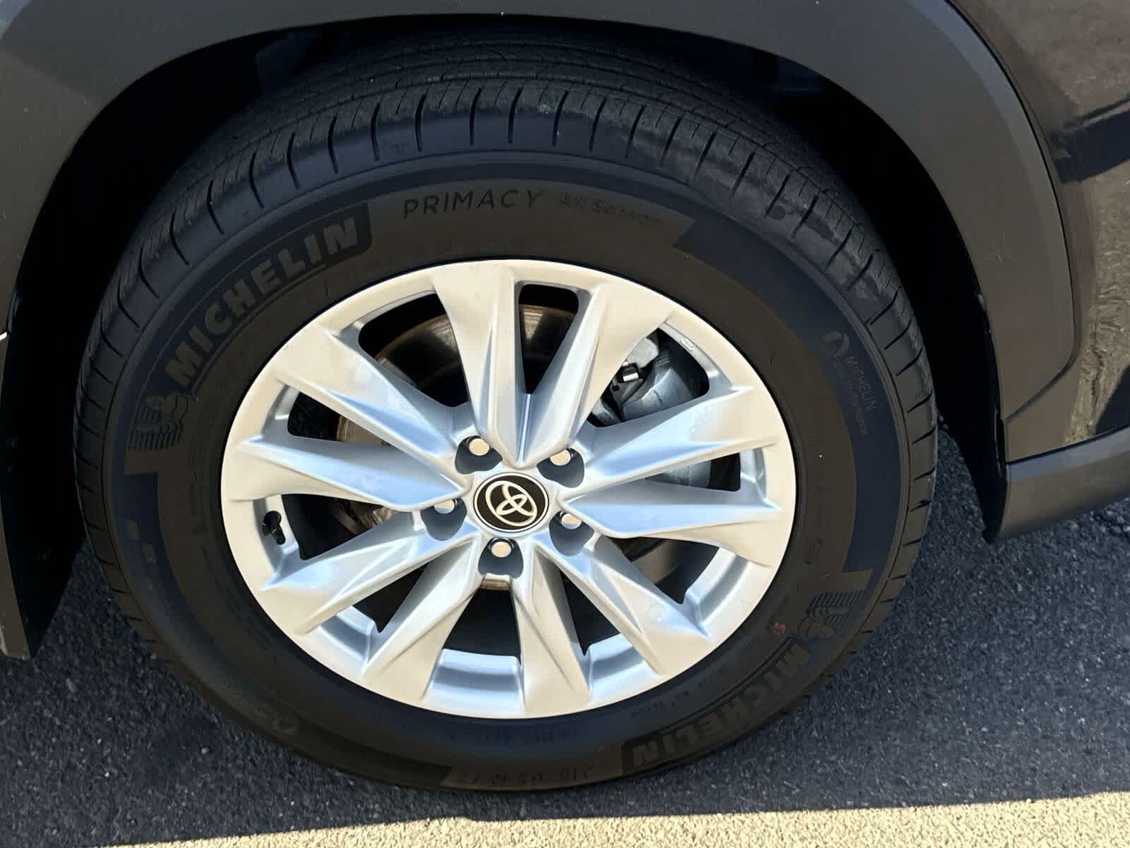 Thumbnail: 2024 Toyota Corolla Cross - 10