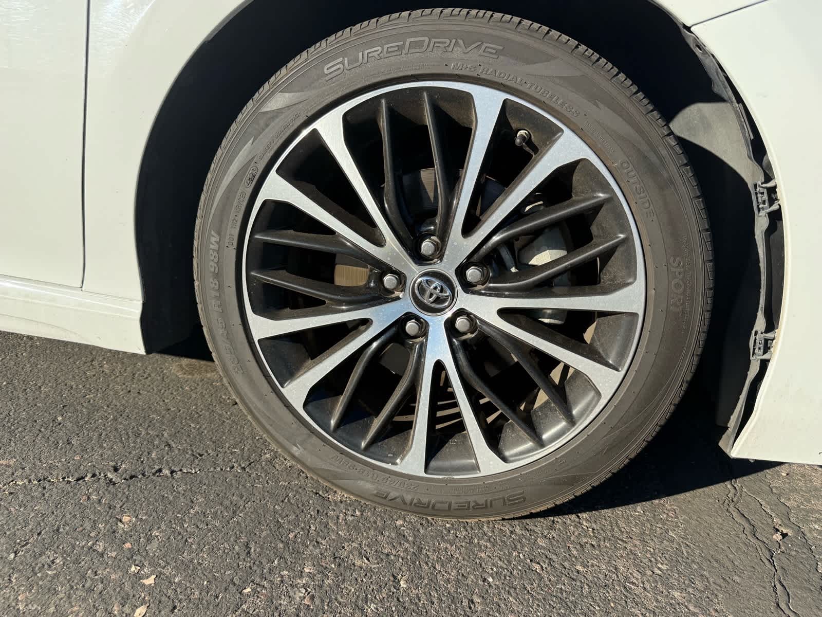 Thumbnail: 2018 Toyota Camry - 6