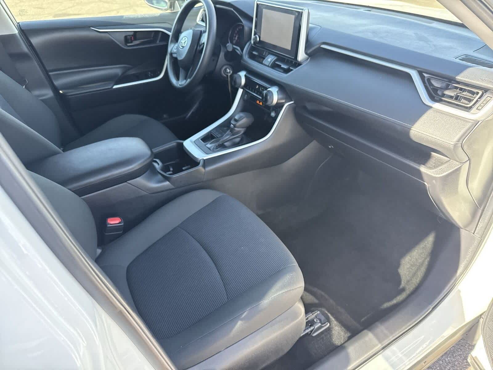 Thumbnail: 2024 Toyota RAV4 - 11