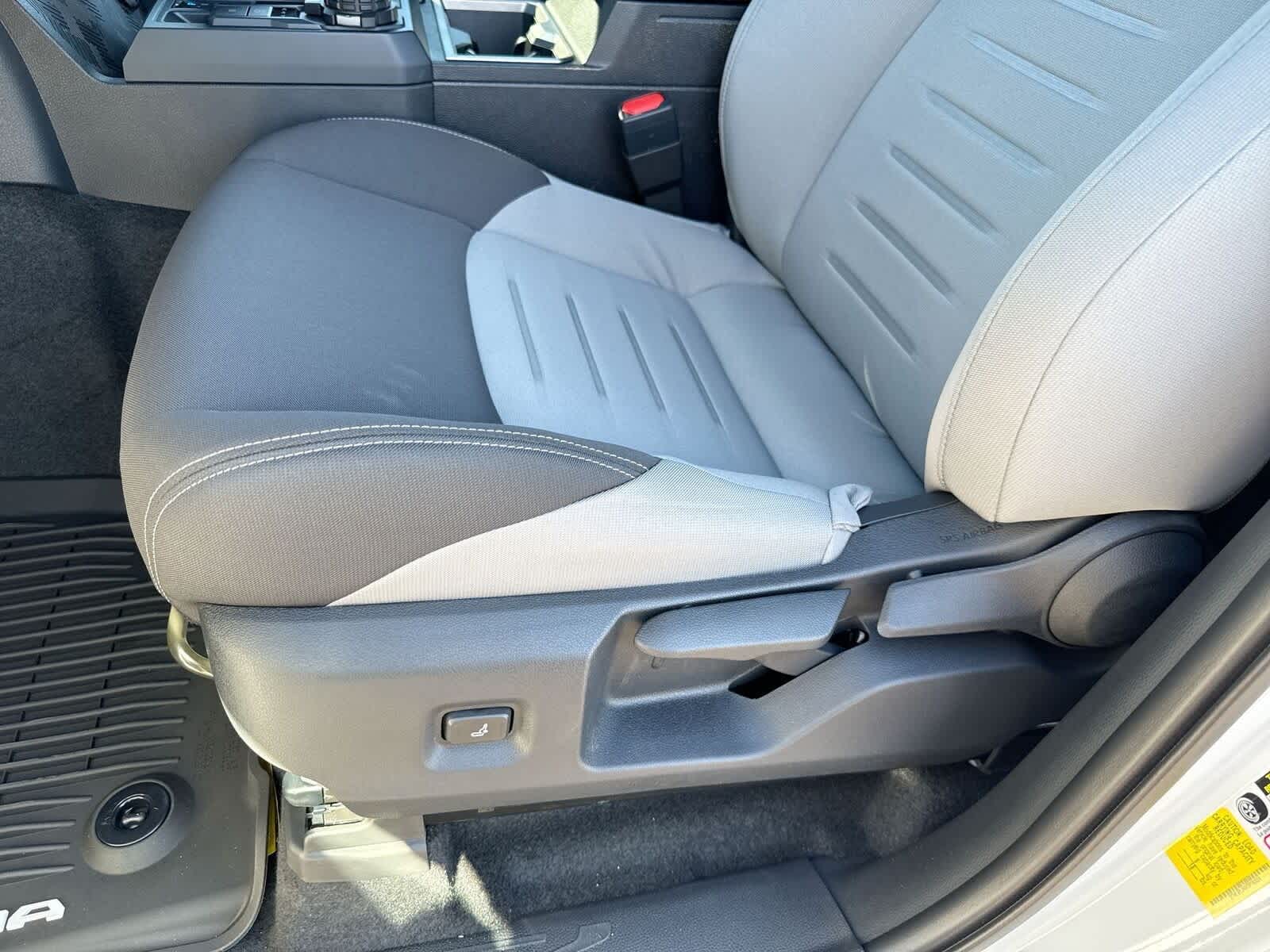 Thumbnail: 2025 Toyota Tacoma - 18