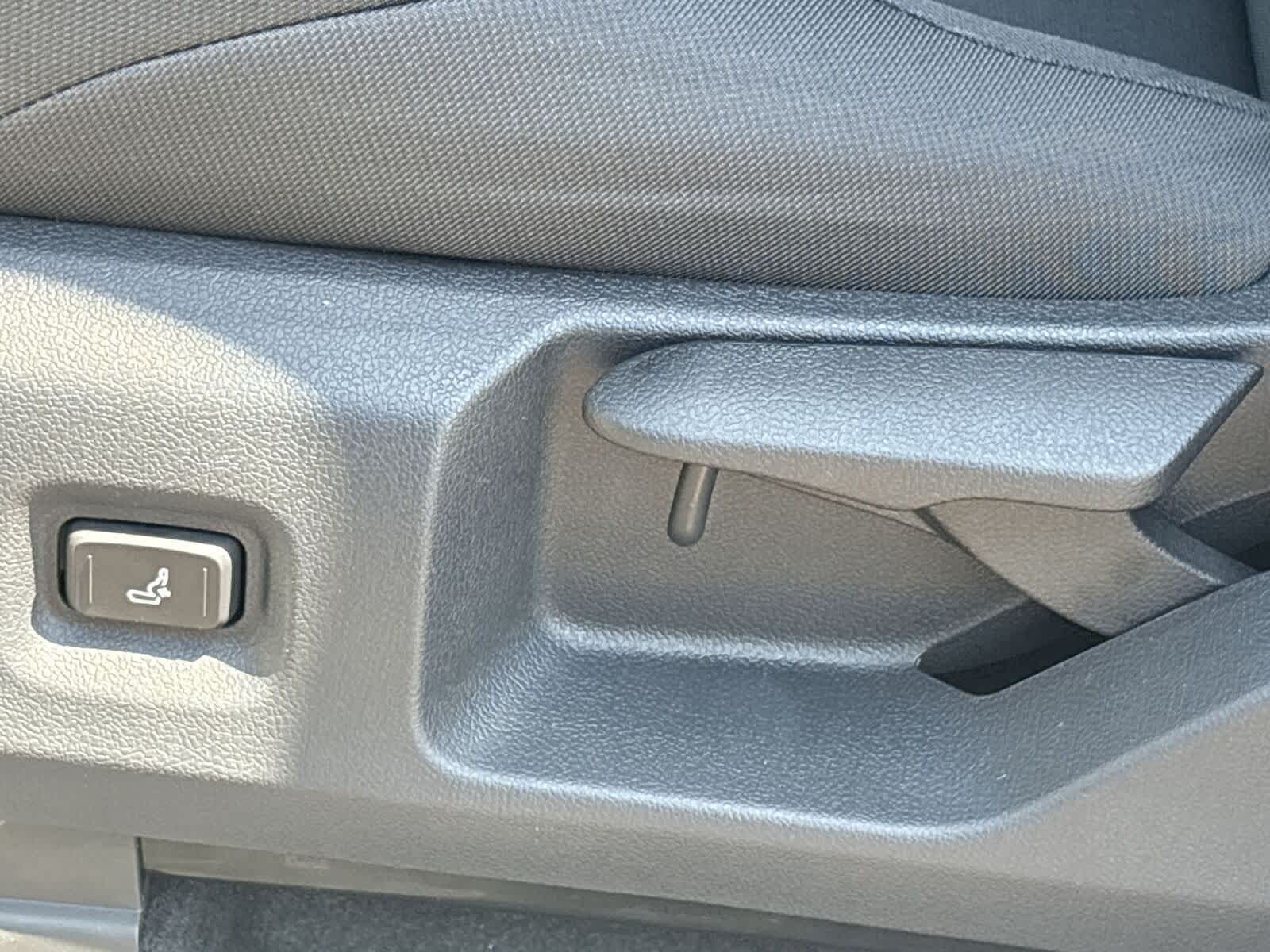 Thumbnail: 2025 Toyota Tacoma - 18