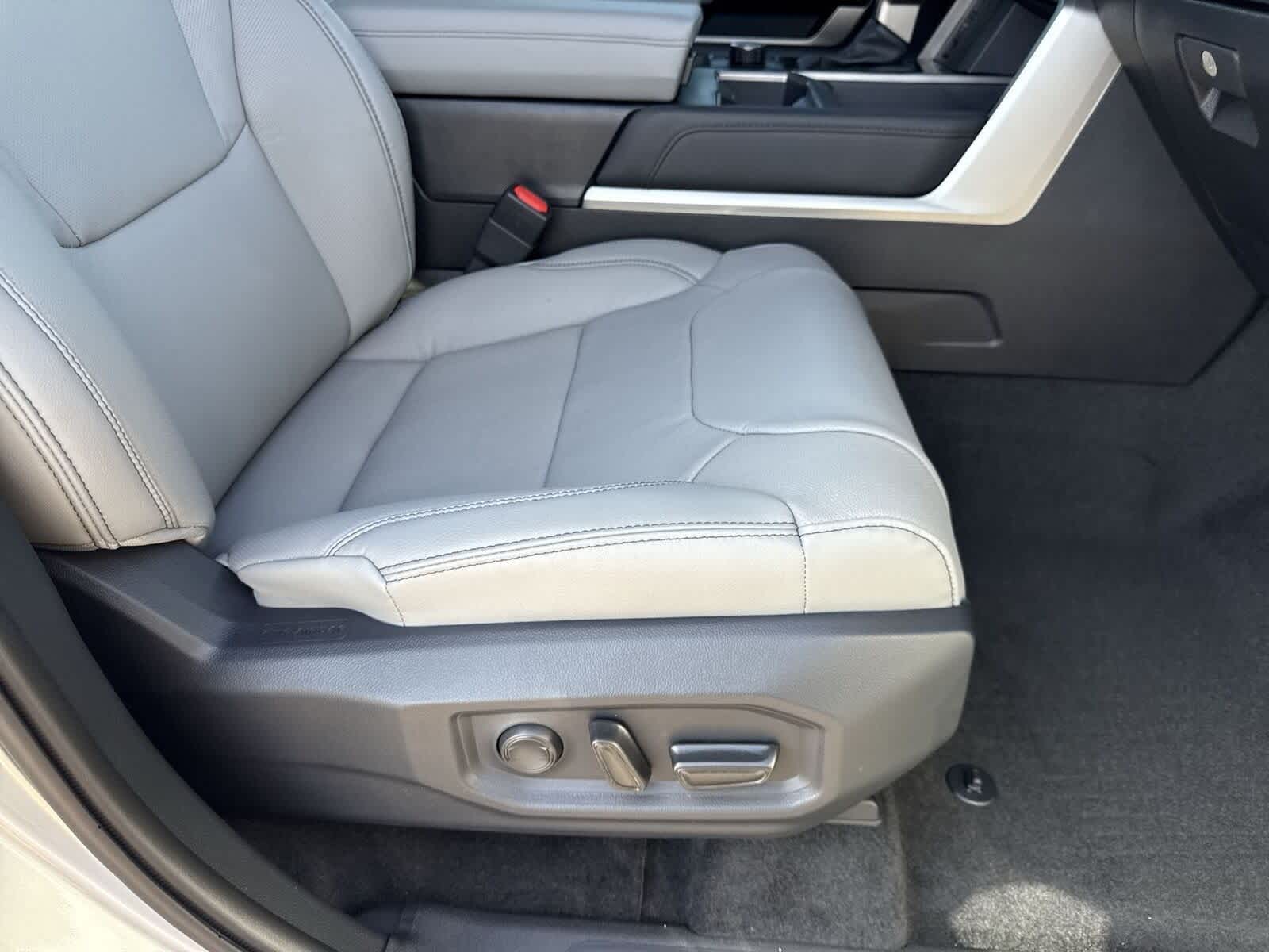 Thumbnail: 2026 Toyota Tundra - 12