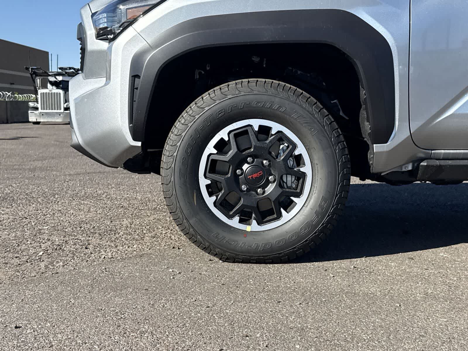 Thumbnail: 2025 Toyota Tacoma - 10