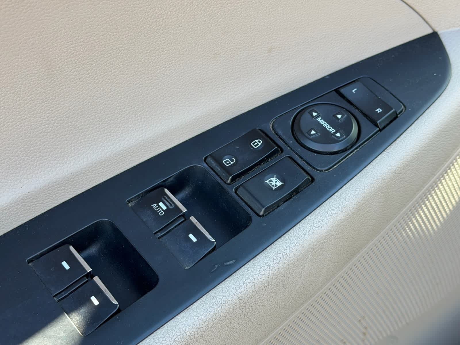 Thumbnail: 2018 Hyundai Tucson - 20