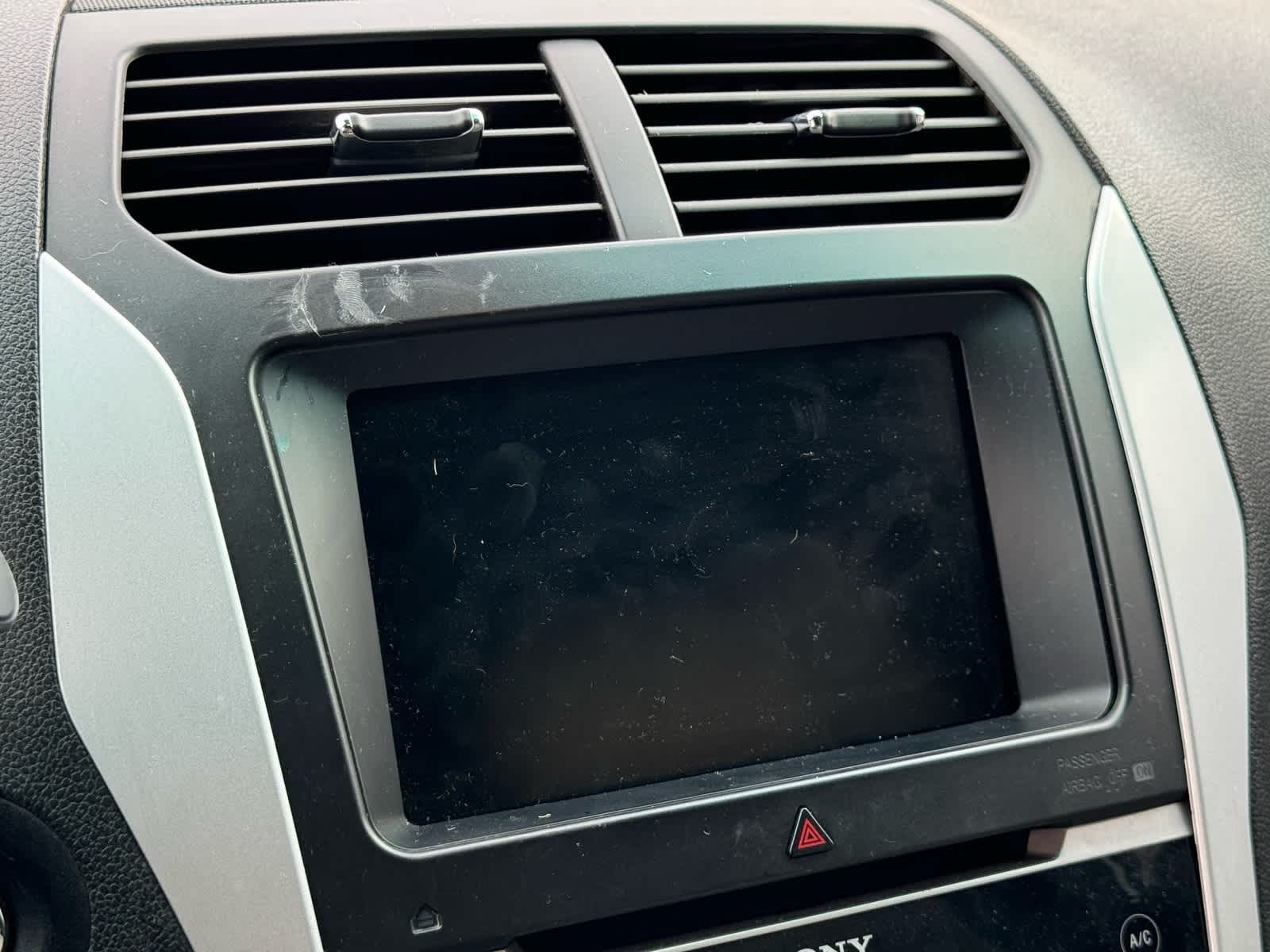 Thumbnail: 2014 Ford Explorer - 16