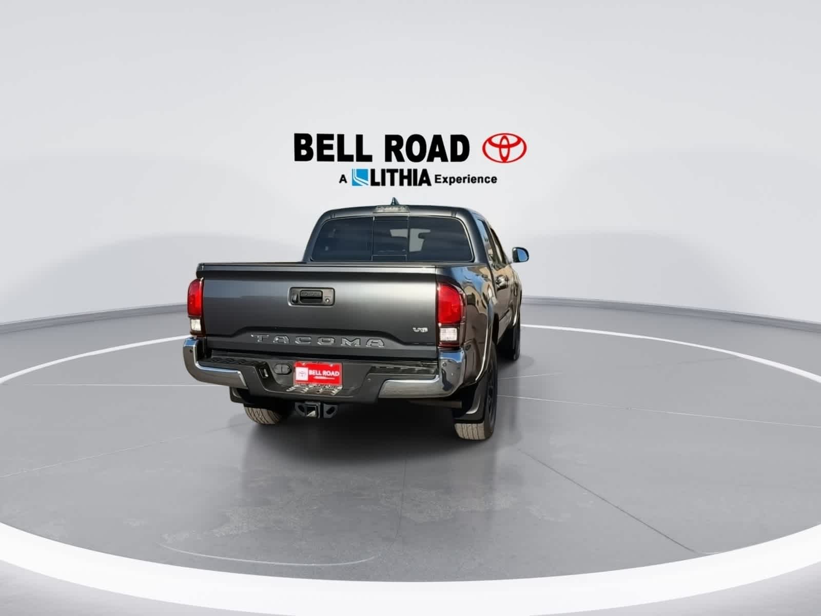 Thumbnail: 2022 Toyota Tacoma - 7