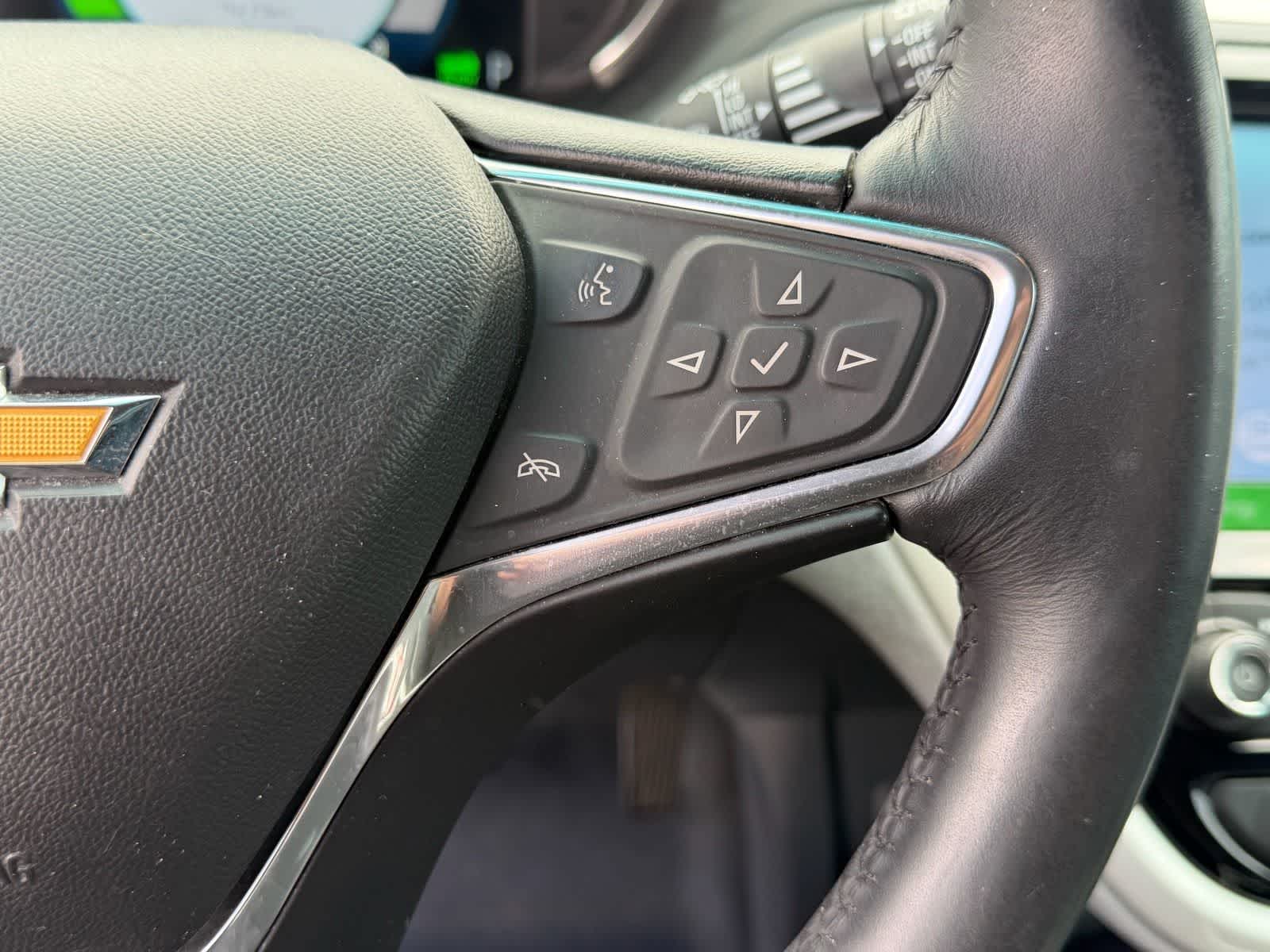 Thumbnail: 2017 Chevrolet Bolt EV - 15