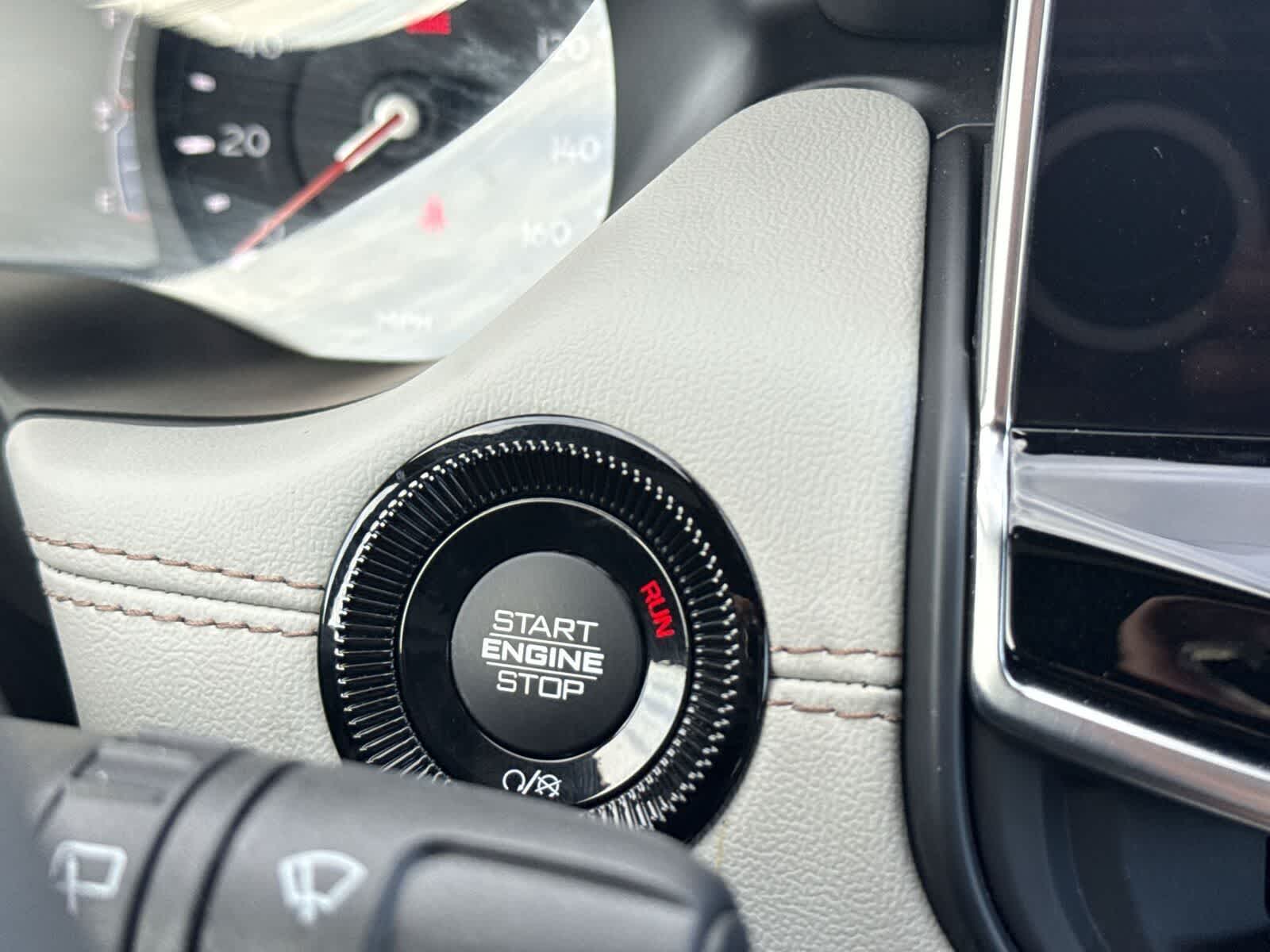 Thumbnail: 2025 Jeep Compass - 27