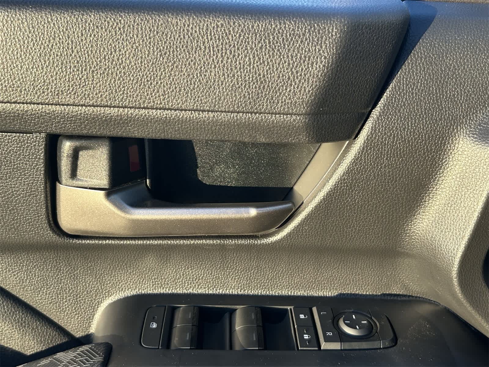 Thumbnail: 2025 Toyota Tacoma - 18